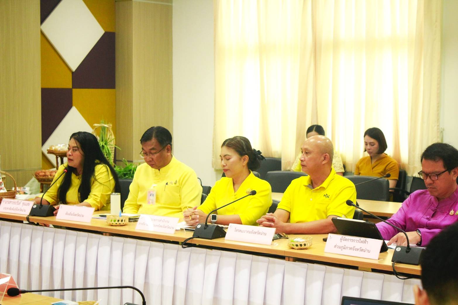 (#)สร้างสรรค์ชุมชน คนพช.น่าน(#)  พช.น่าน ร่วมการแถลงข่าว “กาดม่วนเมือง ศาลากลาง” เสริมช่องทางการตลาดให้กับผู้ประกอบการในจังหวัดน่าน