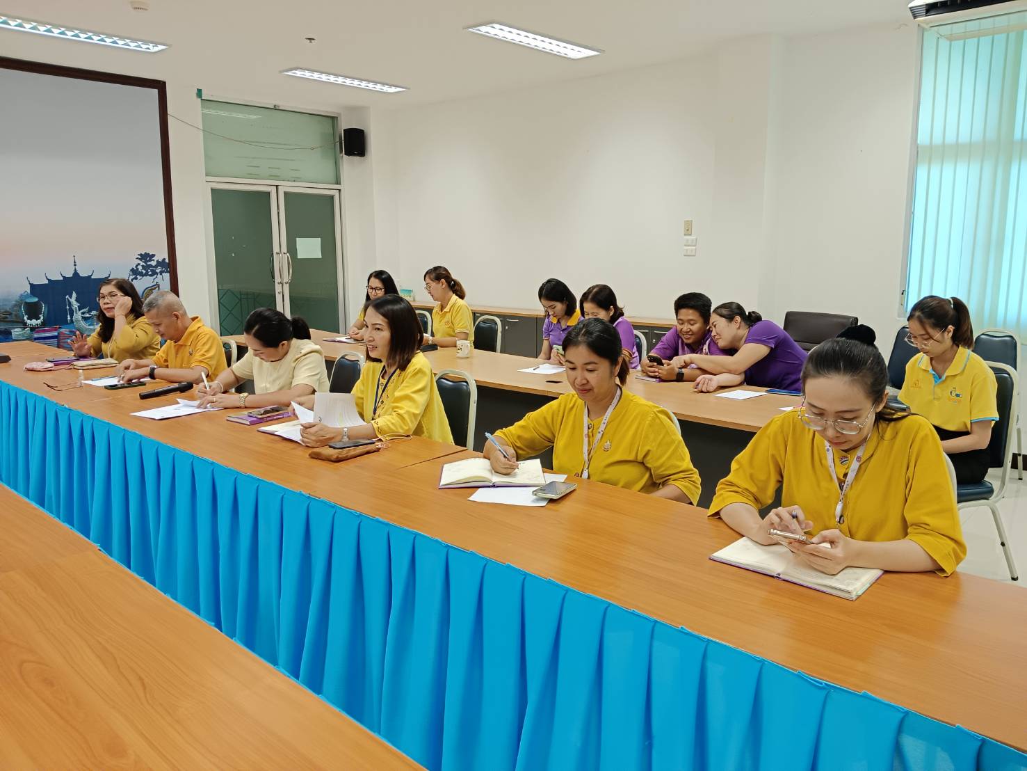 (#)สร้างสรรค์ชุมชน คนพช.น่าน(#) พช.น่าน ประชุมคณะกรรมการอำนวยการสอบและคณะทำงานประจำสนามสอบคัดเลือกบุคคล เพื่อแต่งตั้งเป็นอาสาพัฒนา (อสพ.) รุ่นที่ 76 ประจำสนามสอบจังหวัดน่าน