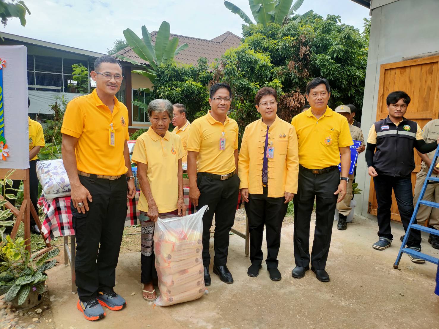 (#)สร้างสรรค์ชุมชน คนพช.น่าน(#) พช.น่าน ร่วมพิธีส่งมอบบ้านโครงการซ่อมแซมบ้านให้ผู้ยากไร้ตามผังภูมิสังคม โครงการเฉลิมพระเกียรติพระบาทสมเด็จพระเจ้าอยู่หัวเนื่องในโอกาสมหามงคลเฉลิมพระชนมพรรษา 6 รอบ 28 กรกฎาคม 2567