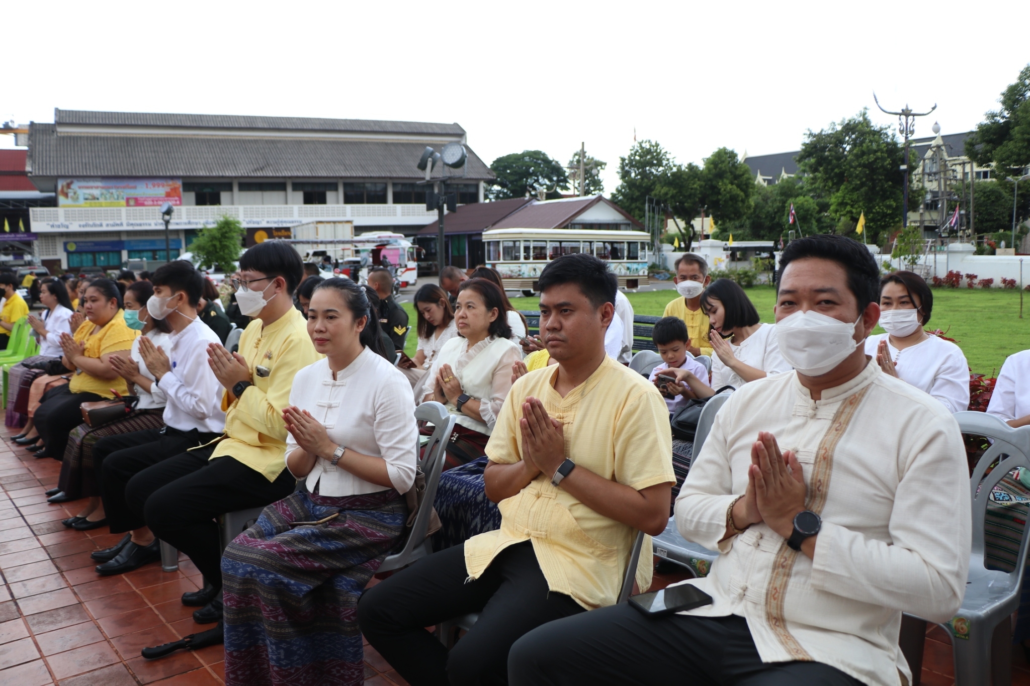(#)สร้างสรรค์ชุมชน คนพช.น่าน(#) จังหวัดน่าน จัดพิธีเจริญพระพุทธมนต์พร้อมมอบโฉนดที่ดินให้แก่วัดร้าง เฉลิมพระเกียรติพระบาทสมเด็จพระเจ้าอยู่หัว เนื่องในโอกาสมหามงคลเฉลิมพระชนมพรรษา 6 รอบ 28 กรกฎาคม 2567  