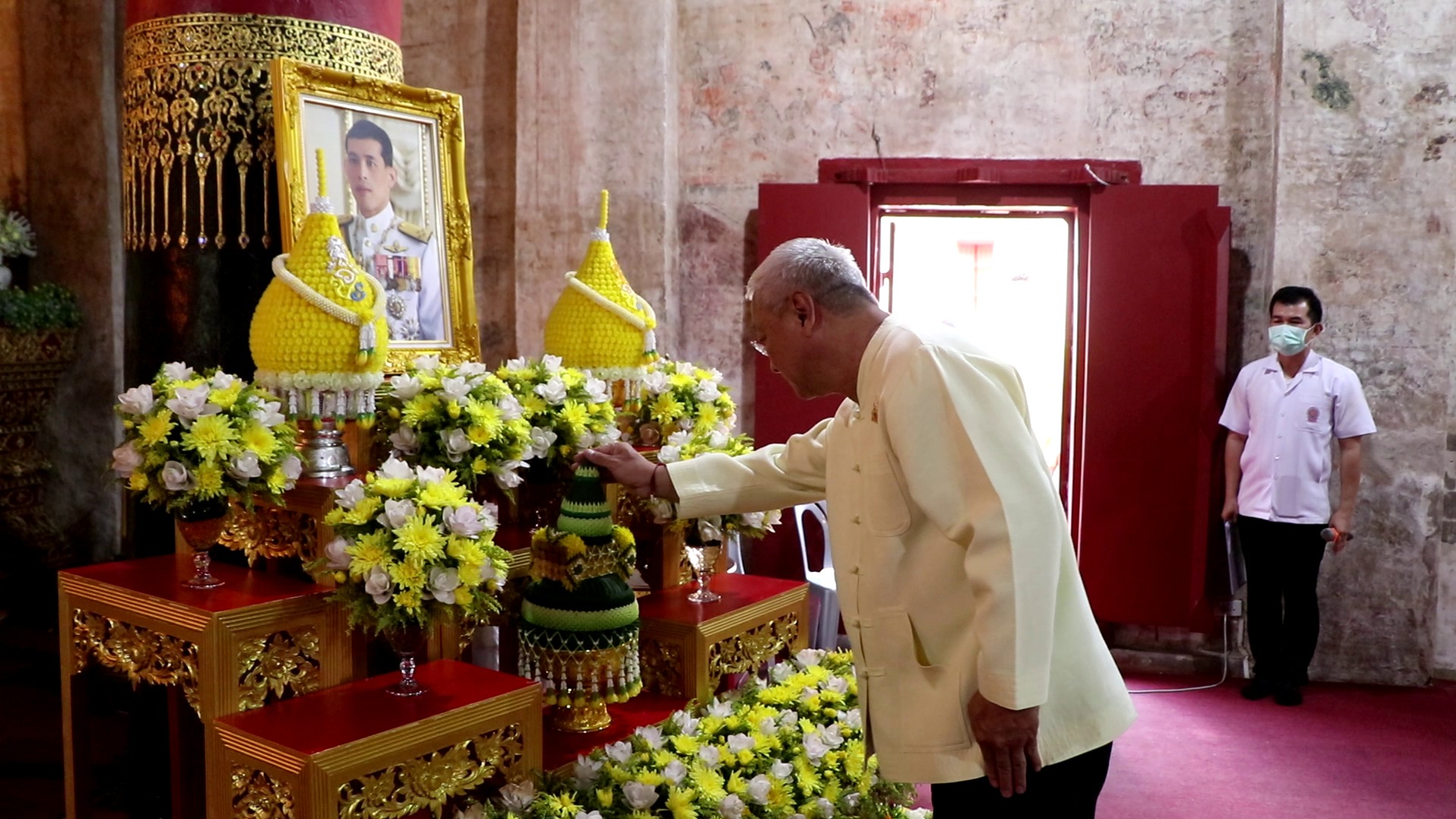 (#)สร้างสรรค์ชุมชน คนพช.น่าน(#) จังหวัดน่าน จัดพิธีเจริญพระพุทธมนต์พร้อมมอบโฉนดที่ดินให้แก่วัดร้าง เฉลิมพระเกียรติพระบาทสมเด็จพระเจ้าอยู่หัว เนื่องในโอกาสมหามงคลเฉลิมพระชนมพรรษา 6 รอบ 28 กรกฎาคม 2567  