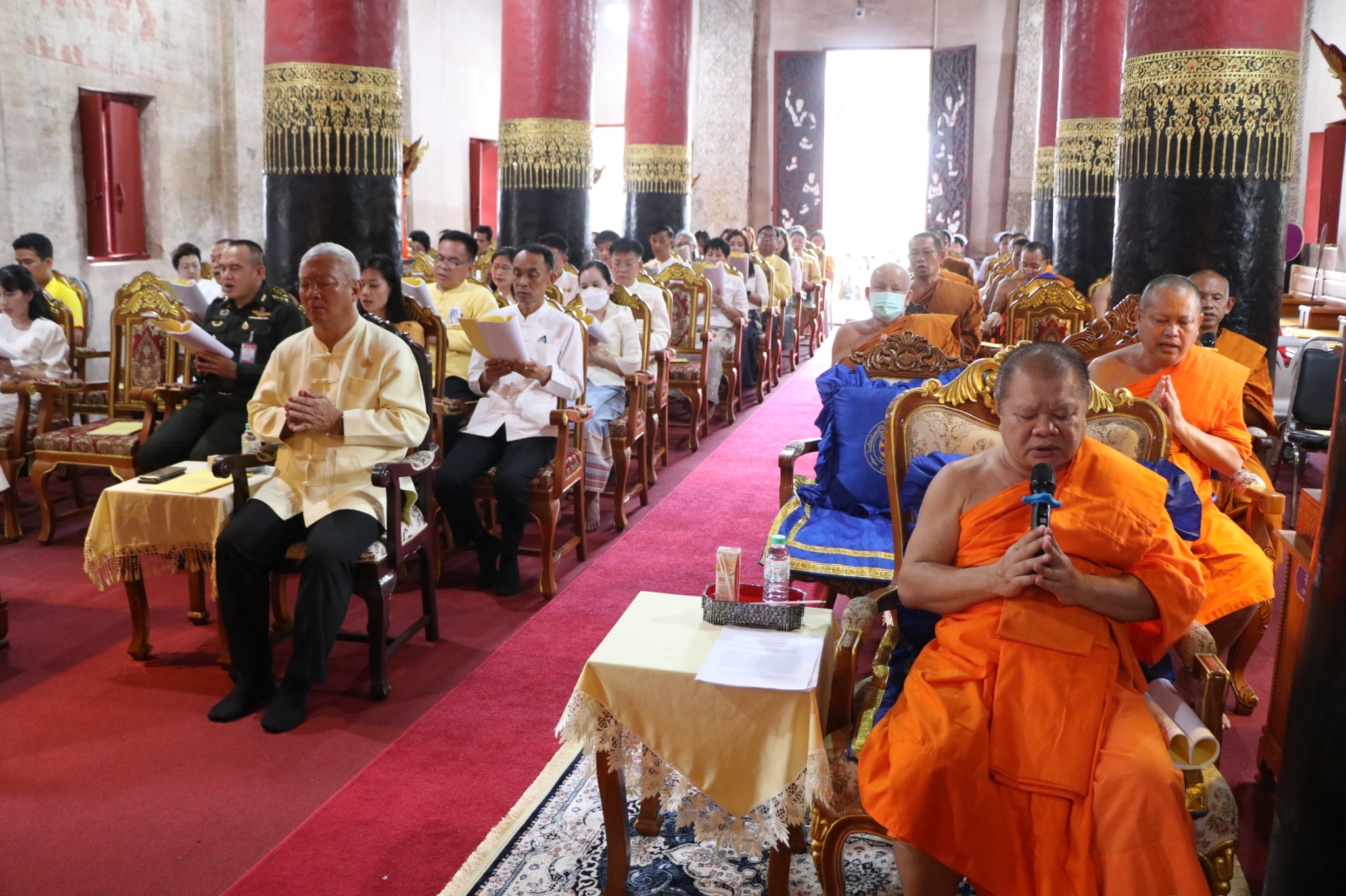 (#)สร้างสรรค์ชุมชน คนพช.น่าน(#) จังหวัดน่าน จัดพิธีเจริญพระพุทธมนต์พร้อมมอบโฉนดที่ดินให้แก่วัดร้าง เฉลิมพระเกียรติพระบาทสมเด็จพระเจ้าอยู่หัว เนื่องในโอกาสมหามงคลเฉลิมพระชนมพรรษา 6 รอบ 28 กรกฎาคม 2567  