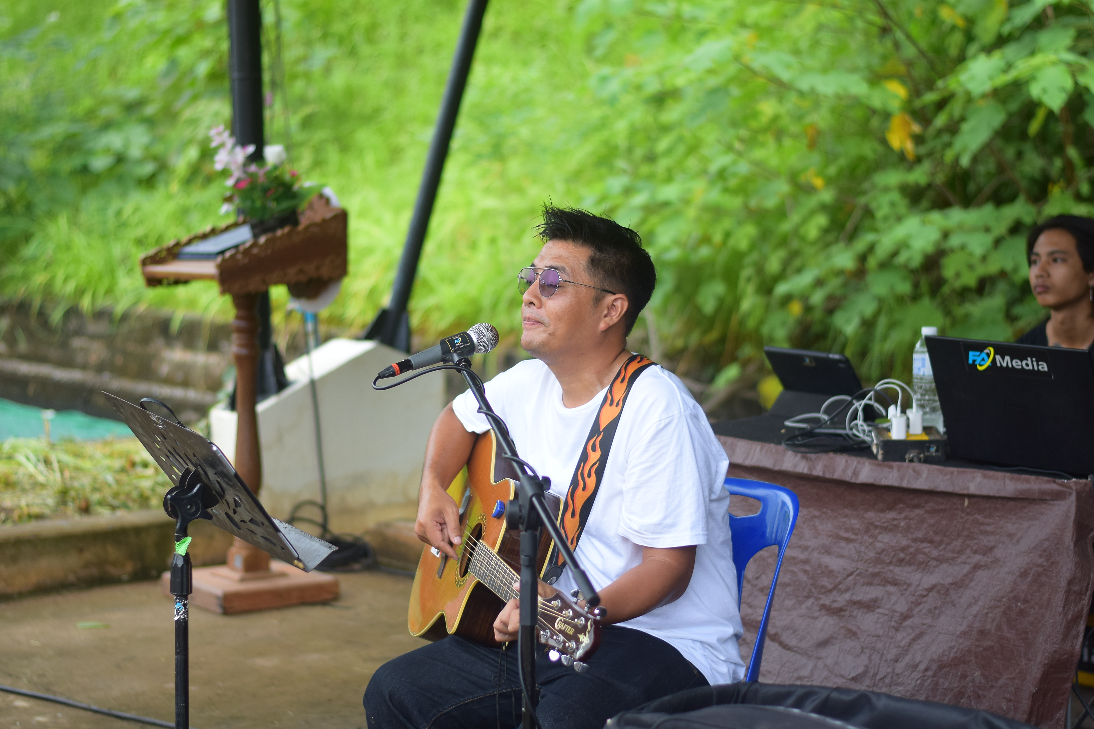 (#)สร้างสรรค์ชุมชน คนพช.น่าน(#) ผู้ว่าฯ น่าน เปิดงาน “กาดม่วนเมือง ศาลากลาง” เสริมเศรษฐกิจฐานราก ช่วยเหลือเกษตรกรและผู้ประกอบการในชุมชน