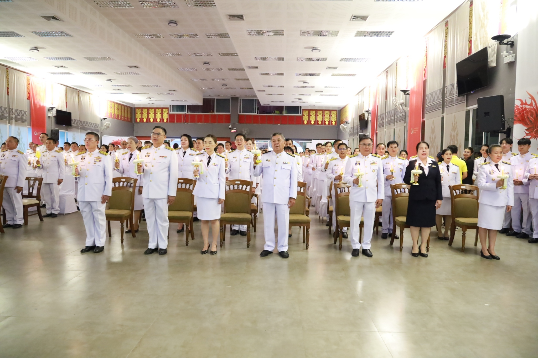 (#)สร้างสรรค์ชุมชน คนพช.น่าน(#) พช.น่าน ร่วมพิธีถวายเครื่องราชสักการะ และพิธีจุดเทียนถวายพระพรชัยมงคล เนื่องในโอกาส เฉลิมพระชนมพรรษาพระบาทสมเด็จพระเจ้าอยู่หัว