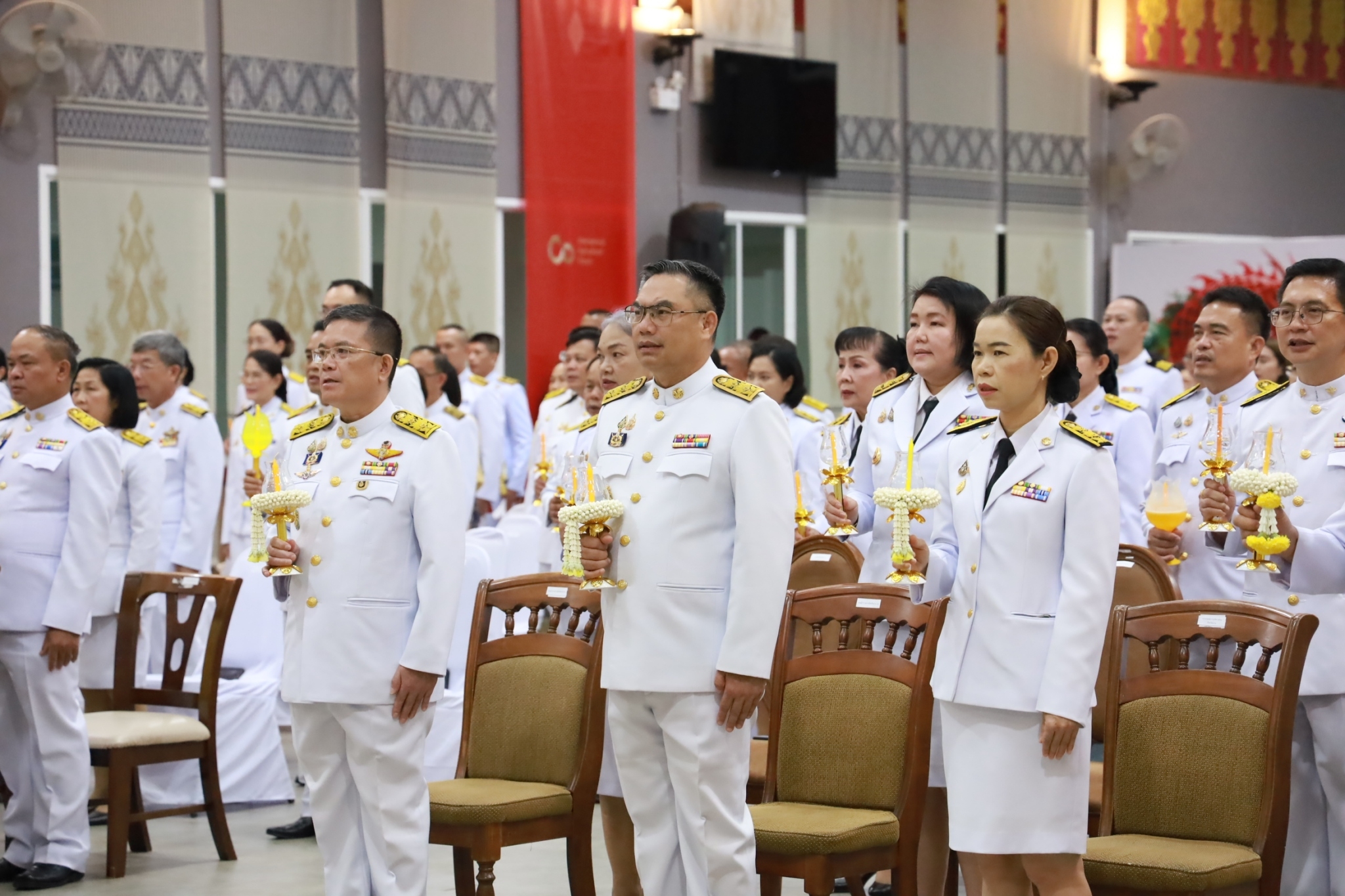 (#)สร้างสรรค์ชุมชน คนพช.น่าน(#) พช.น่าน ร่วมพิธีถวายเครื่องราชสักการะ และพิธีจุดเทียนถวายพระพรชัยมงคล เนื่องในโอกาส เฉลิมพระชนมพรรษาพระบาทสมเด็จพระเจ้าอยู่หัว