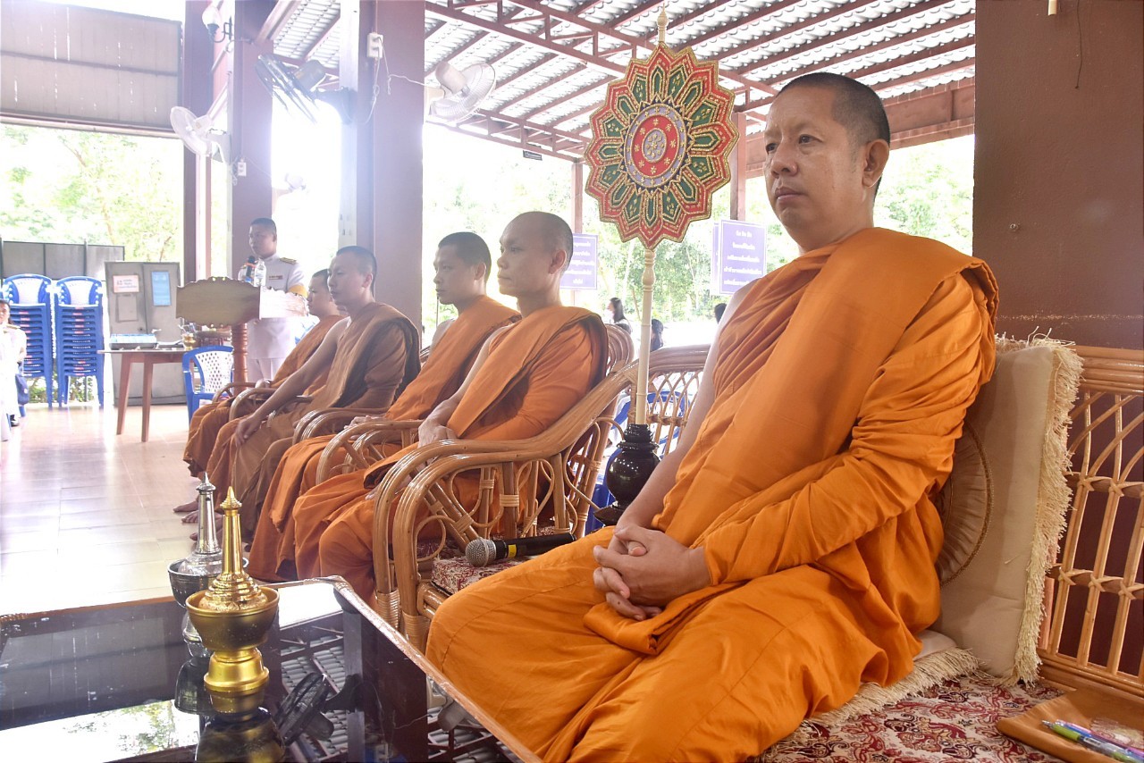 #สร้างสรรค์ชุมชน คนพช.น่าน# ร่วมพิธีบำเพ็ญกุศลถวายพระราชกุศลแด่ พระบาทสมเด็จพระปรเมนทรรามาธิบดีศรีสินทรมหามงกุฎ พระจอมเกล้าเจ้าอยู่หัว พระสยามเทวมหามกุฏวิทยมหาราช เนื่องในอภิลักขิตสมัย 200 ปี นับแต่ทรงพระผนวช