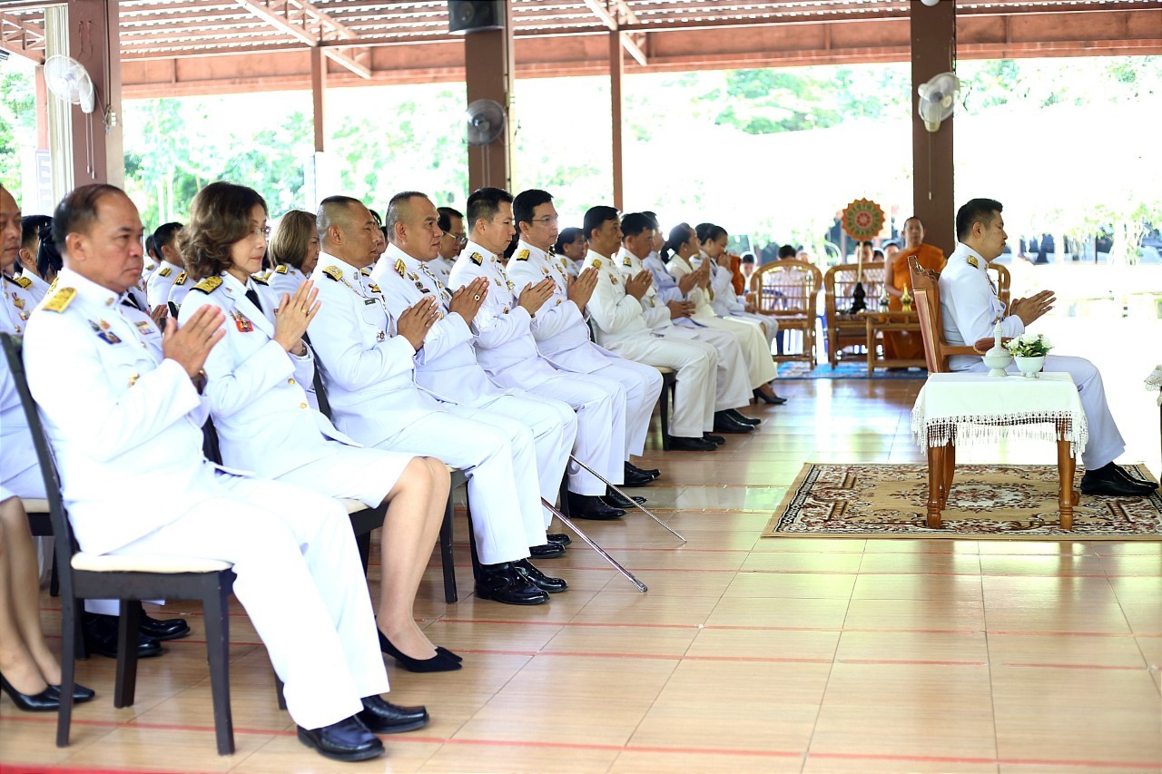 #สร้างสรรค์ชุมชน คนพช.น่าน# ร่วมพิธีบำเพ็ญกุศลถวายพระราชกุศลแด่ พระบาทสมเด็จพระปรเมนทรรามาธิบดีศรีสินทรมหามงกุฎ พระจอมเกล้าเจ้าอยู่หัว พระสยามเทวมหามกุฏวิทยมหาราช เนื่องในอภิลักขิตสมัย 200 ปี นับแต่ทรงพระผนวช