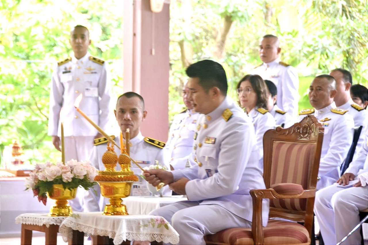 #สร้างสรรค์ชุมชน คนพช.น่าน# ร่วมพิธีบำเพ็ญกุศลถวายพระราชกุศลแด่ พระบาทสมเด็จพระปรเมนทรรามาธิบดีศรีสินทรมหามงกุฎ พระจอมเกล้าเจ้าอยู่หัว พระสยามเทวมหามกุฏวิทยมหาราช เนื่องในอภิลักขิตสมัย 200 ปี นับแต่ทรงพระผนวช