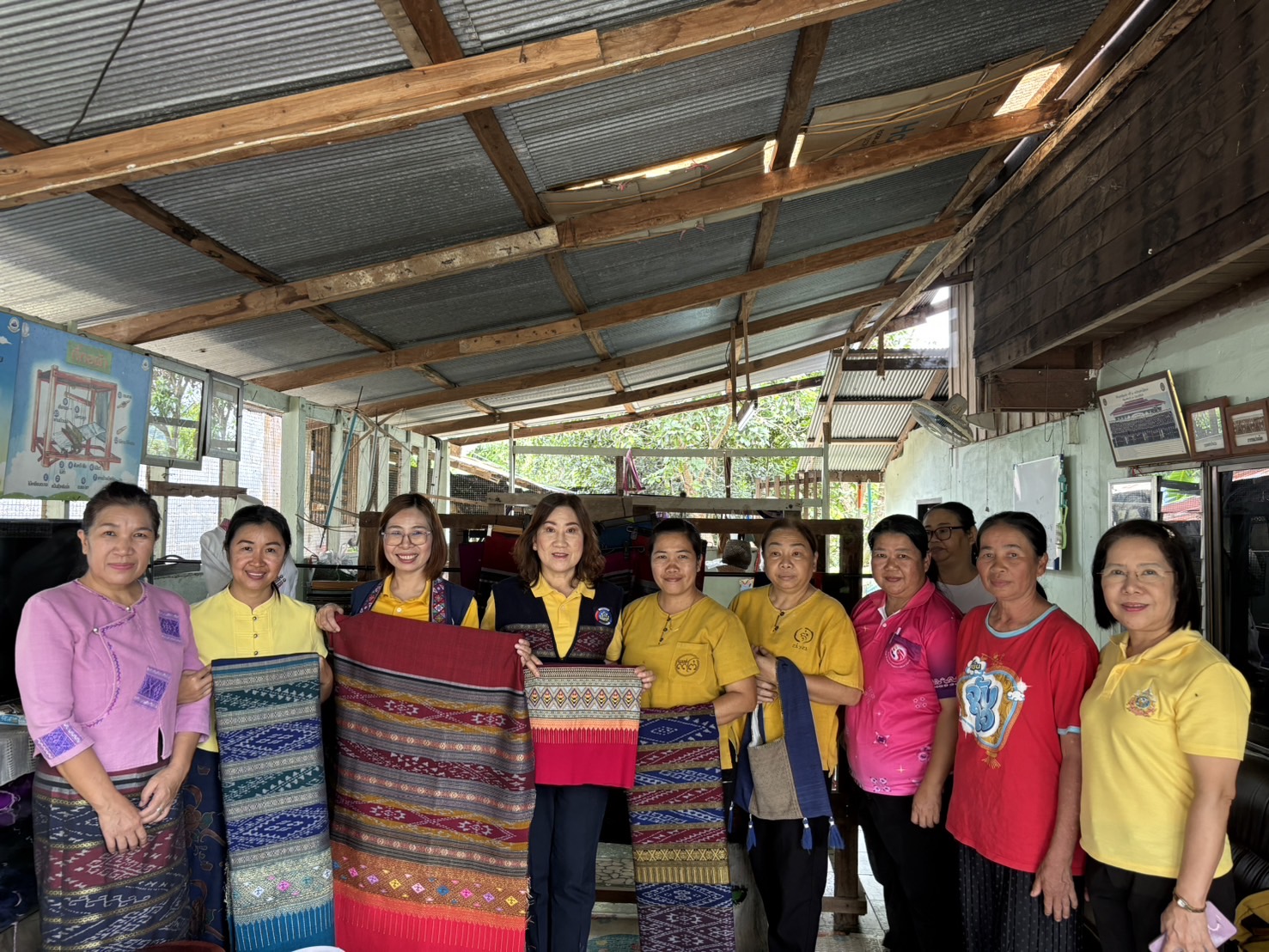 (#)สร้างสรรค์ชุมชน คนพช.น่าน(#) พช.น่าน ติดตามสนับสนุนการดำเนินงานกองทุนพัฒนาบทบาทสตรี จังหวัดน่าน