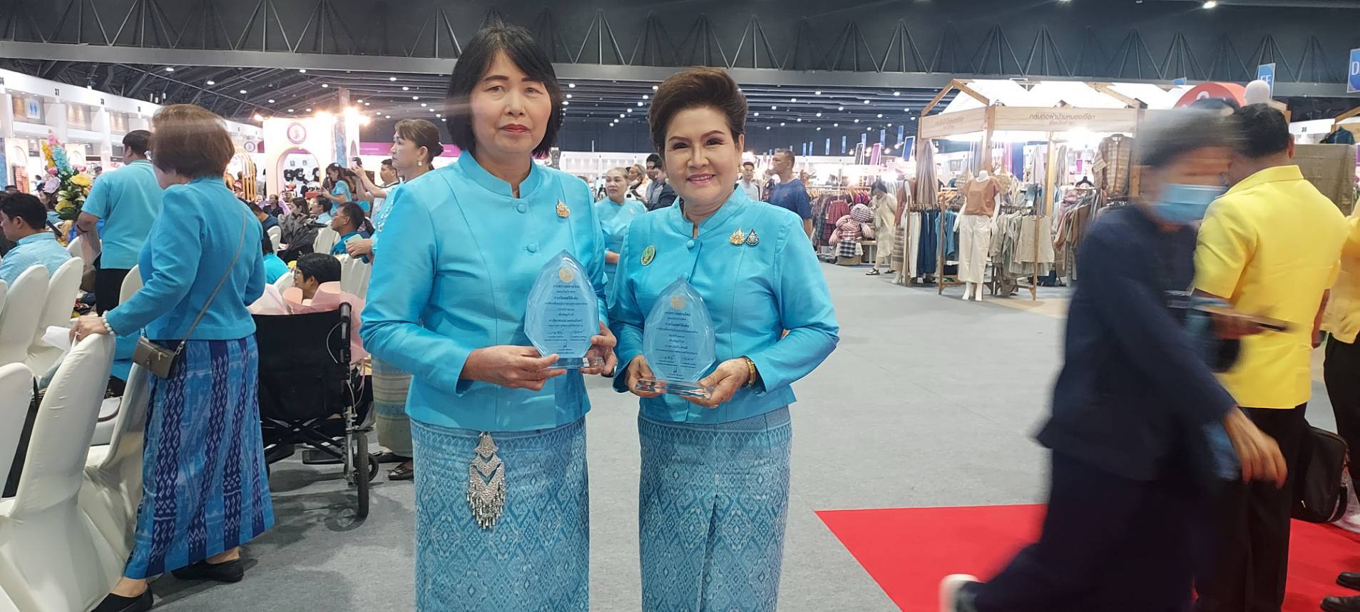 (#)สร้างสรรค์ชุมชน คนพช.น่าน(#) พช.น่าน เข้าร่วมกิจกรรมมอบโล่รางวัลให้แก่สตรีดีเด่นในการสนับสนุนการขับเคลื่อนนโยบายและภารกิจสำคัญกระทรวงมหาดไทย ประจำปี 2567