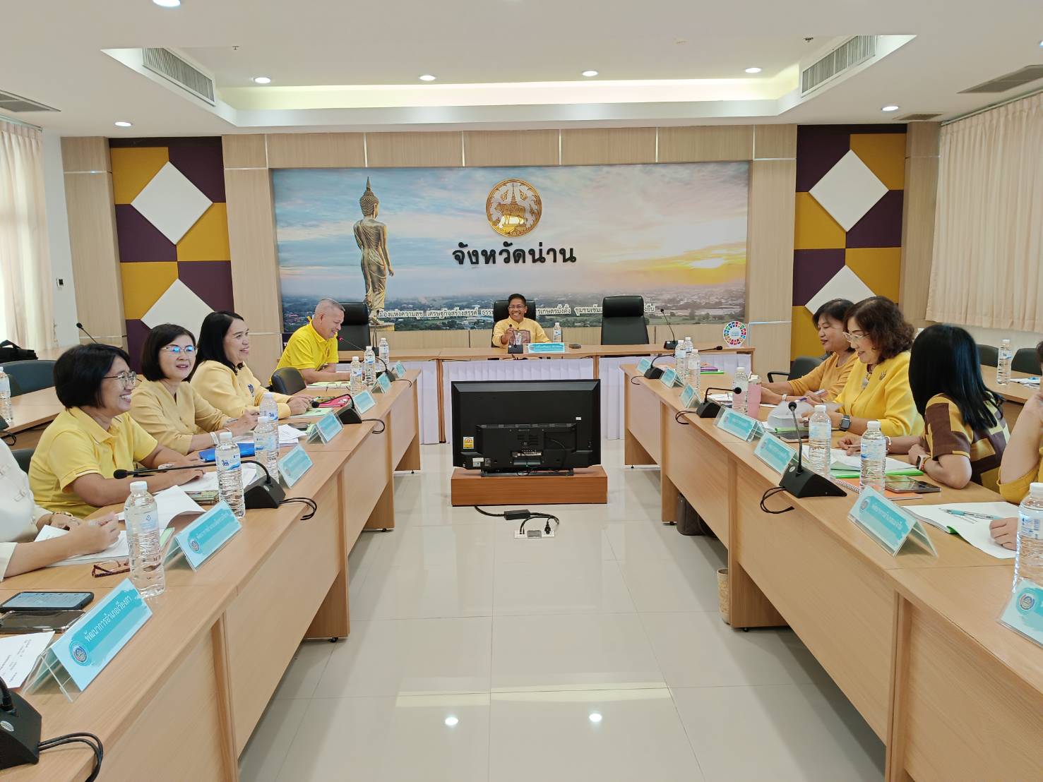 (#)สร้างสรรค์ชุมชน คน พช.น่าน (#) พช.น่าน ประชุมเชิงปฏิบัติการคณะอนุกรรมการสนับสนุนระดับจังหวัดและระดับอำเภอ โครงการขับเคลื่อนกองทุนหมู่บ้านและชุมชนเมืองเชิงบูรณาการ