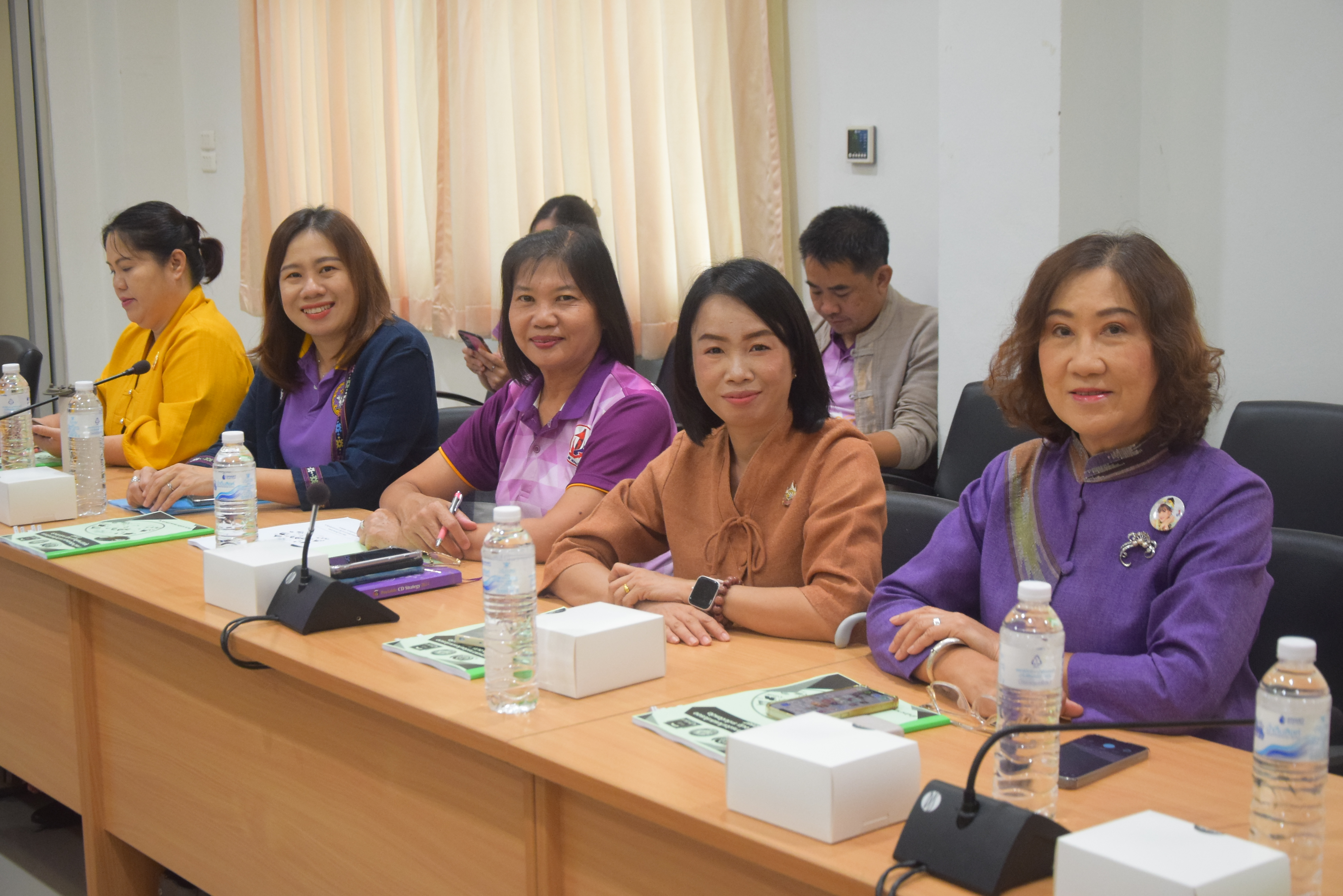 (#)สร้างสรรค์ชุมชน คน พช.น่าน (#) จังหวัดน่าน ประชุมคณะทำงานบริหารการจัดเก็บข้อมูลความจำเป็นพื้นฐาน (จปฐ.) ระดับจังหวัด