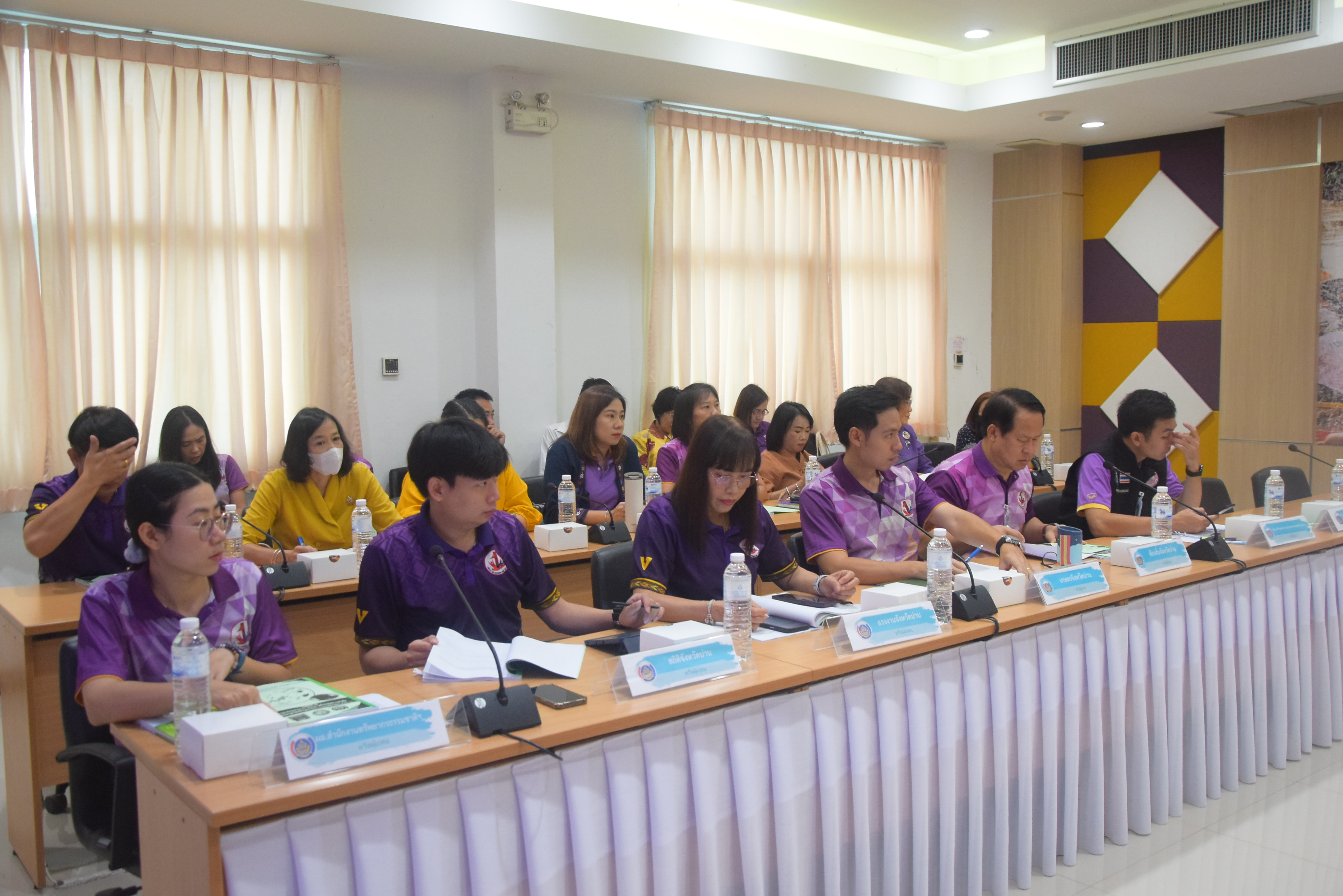 (#)สร้างสรรค์ชุมชน คน พช.น่าน (#) จังหวัดน่าน ประชุมคณะทำงานบริหารการจัดเก็บข้อมูลความจำเป็นพื้นฐาน (จปฐ.) ระดับจังหวัด