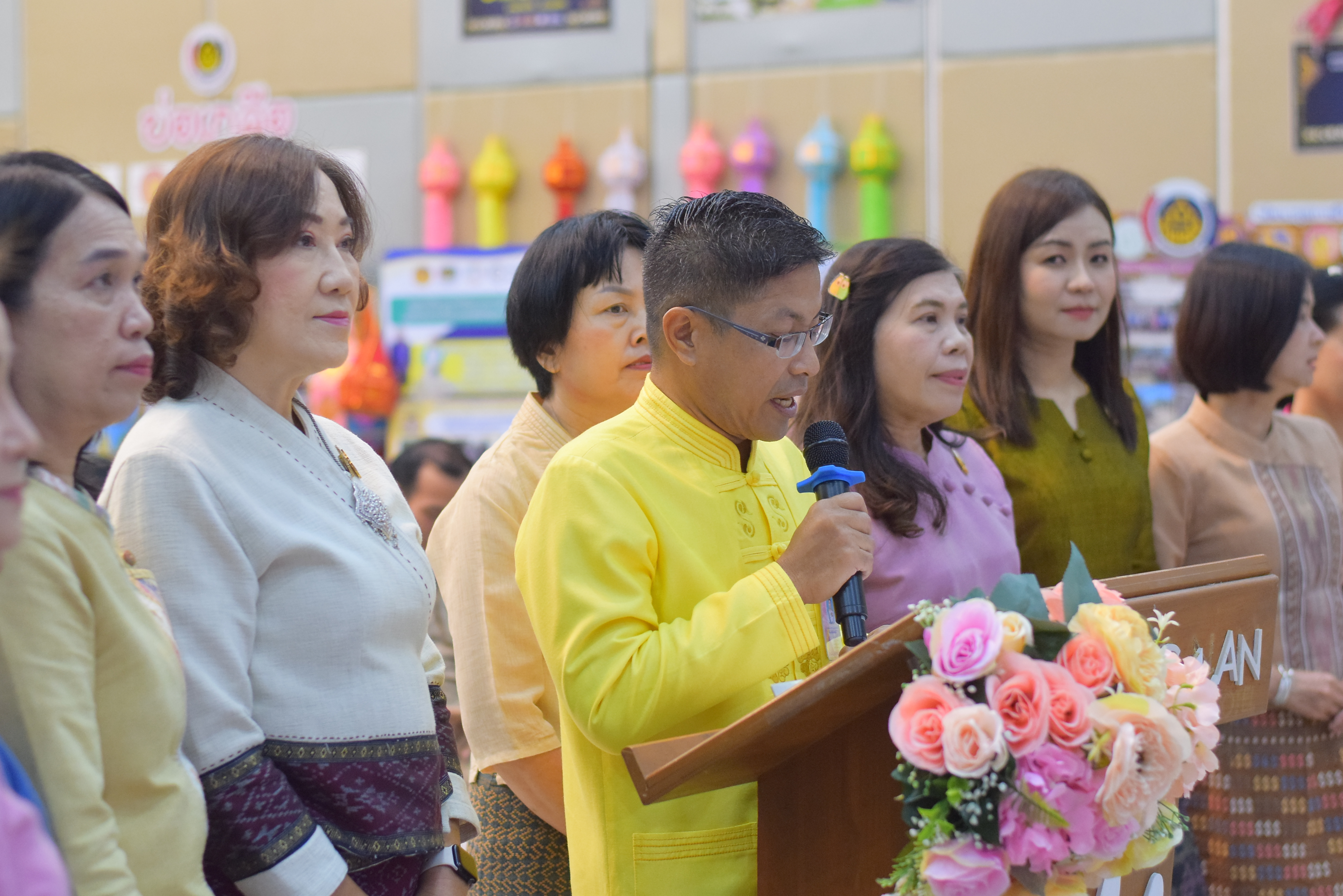 (#)สร้างสรรค์ชุมชน คน พช.น่าน (#) พช.น่าน จัดมหกรรมรวมพลังสามัคคี คนดี พช.น่าน “สร้างทีม สร้างงาน ประสานชุมชน ร่วมขจัดความยากจนให้คนน่าน” ประจำปี 2567