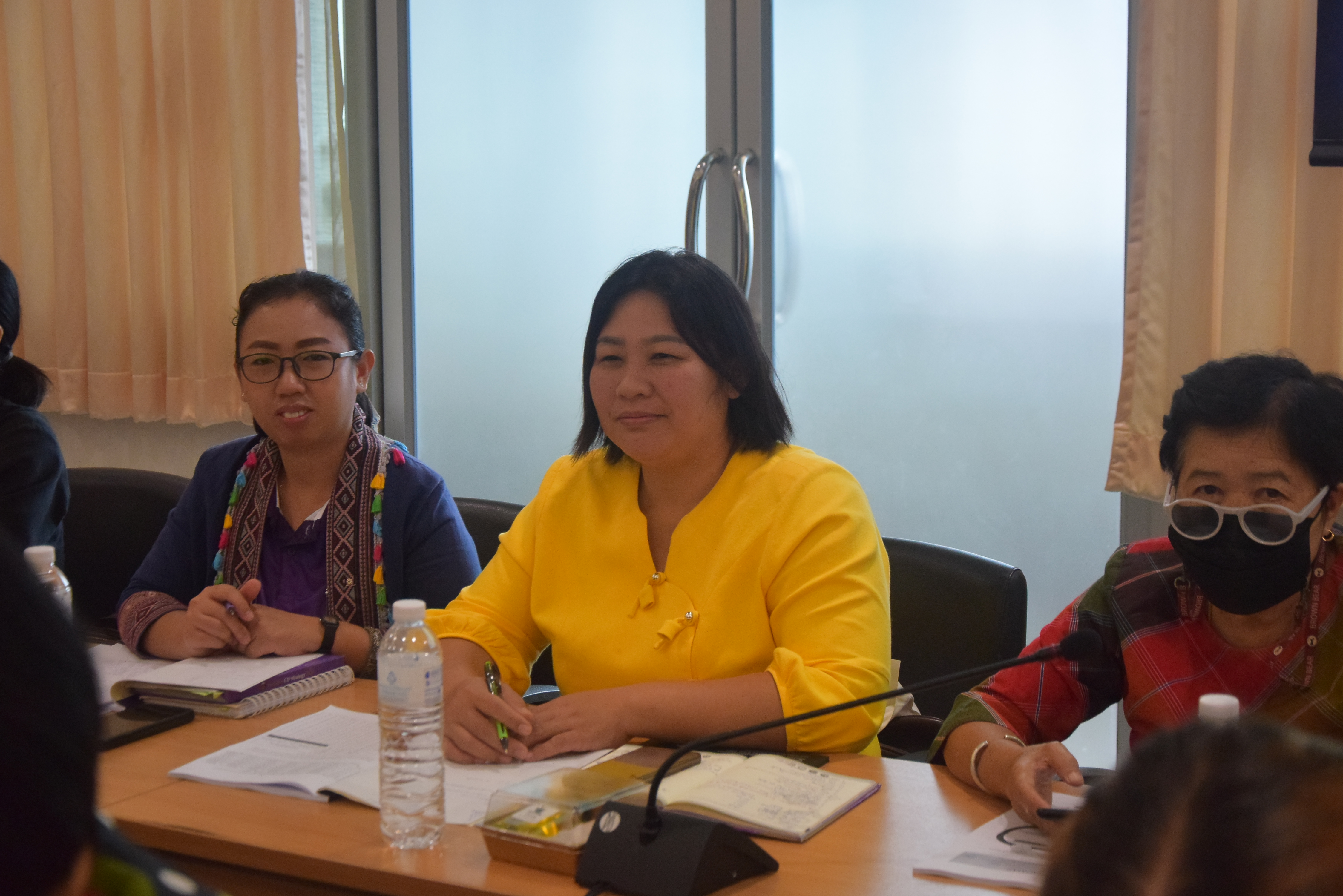 (#)สร้างสรรค์ชุมชน คน พช.น่าน (#) พช.น่าน ประชุมเพื่อชี้แจงแนวทางการคัดสรรสุดยอดหนึ่งตำบล หนึ่งผลิตภัณฑ์ไทย ปี พ.ศ. 2567 (OTOP Product Champion : OPC) ระดับจังหวัดน่าน