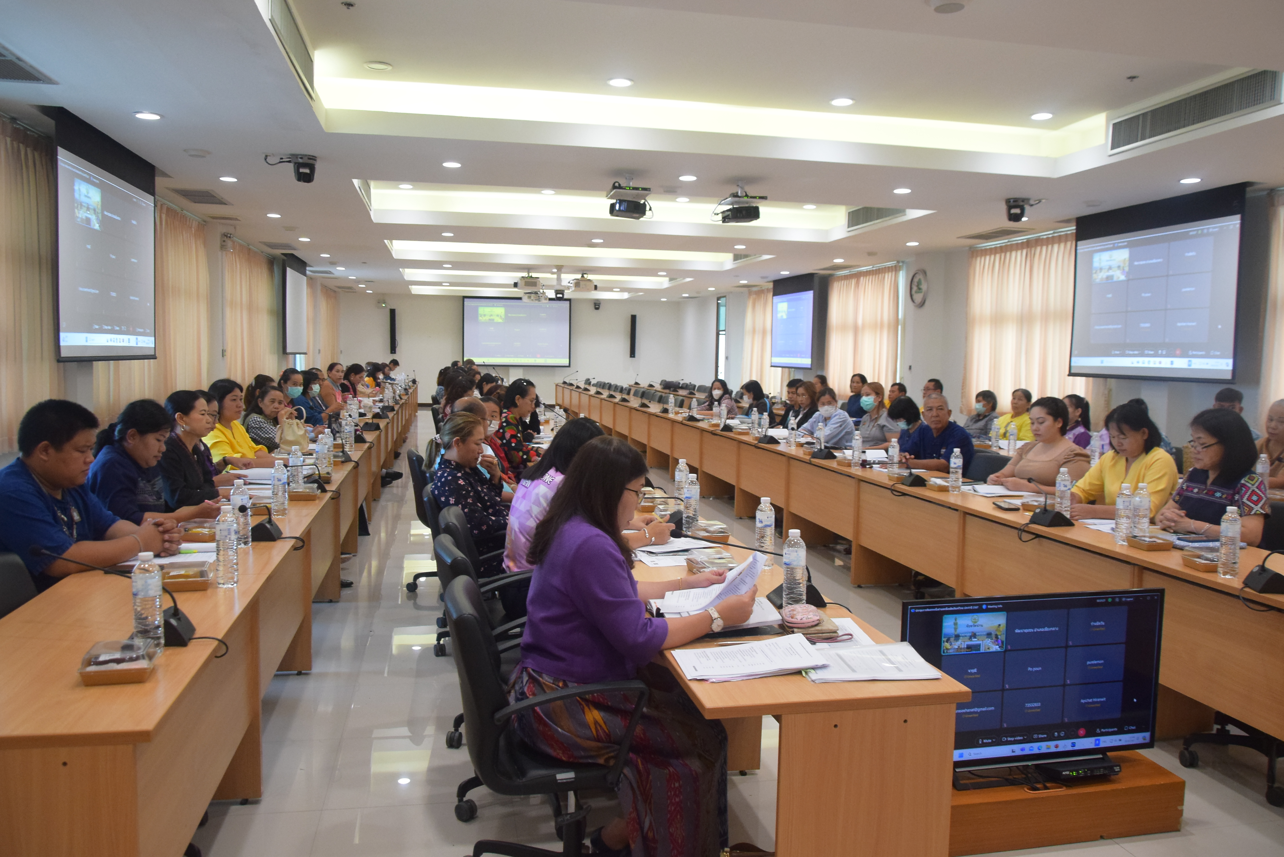 (#)สร้างสรรค์ชุมชน คน พช.น่าน (#) พช.น่าน ประชุมเพื่อชี้แจงแนวทางการคัดสรรสุดยอดหนึ่งตำบล หนึ่งผลิตภัณฑ์ไทย ปี พ.ศ. 2567 (OTOP Product Champion : OPC) ระดับจังหวัดน่าน