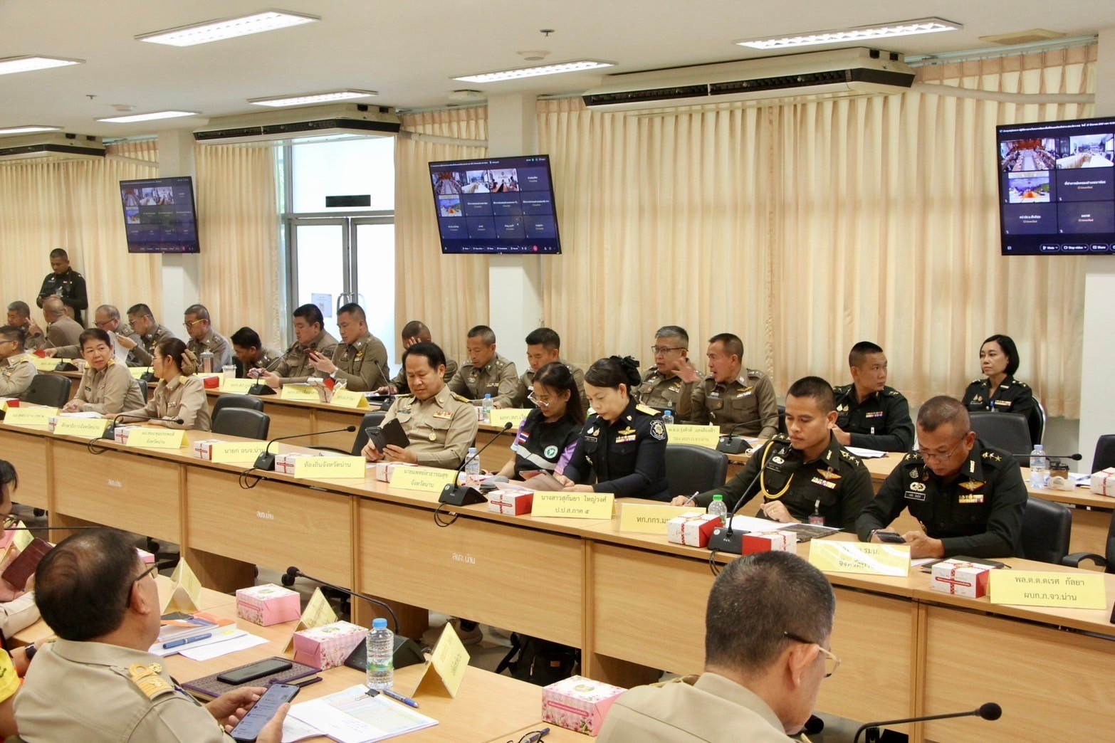 (#)สร้างสรรค์ชุมชน คน พช.น่าน (#) พช.น่าน ร่วมประชุมติดตามการปฎิบัติงานตามโครงการพัฒนาพื้นที่ต้นแบบจังหวัดน่าน