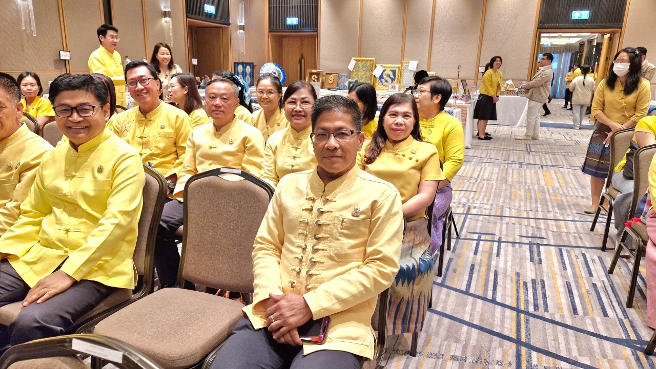 (#)สร้างสรรค์ชุมชน คน พช.น่าน (#) พช.น่าน ร่วมเปิดการประกวดผ้าลายพระราชทาน “ผ้าลายสิริวชิราภรณ์” และงานหัตถกรรม ภาคเหนือ น้อมนำพระดำริ “เจ้าฟ้าสิริวัณณรีฯ” พัฒนาศักยภาพประชาชนอย่างต่อเนื่องเพื่อประเทศชาติมั่นคง ประชาชนมีความสุขอย่างยั่งยืน