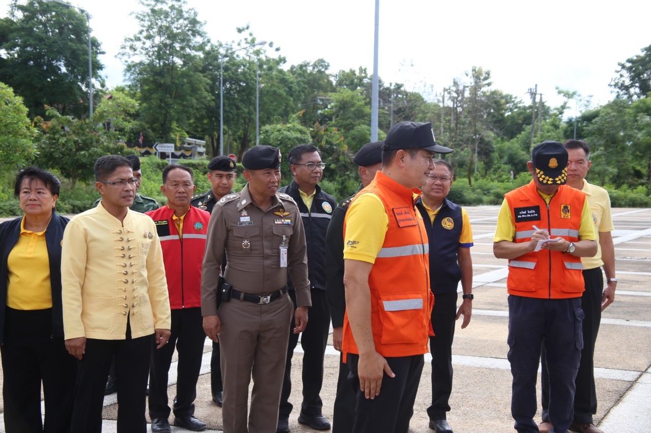 (#)สร้างสรรค์ชุมชน คน พช.น่าน (#) พช.น่าน ร่วม kick off ทำความสะอาดเมือง หลังน้ำลด “รวมพลังช่วยเหลือผู้ประสบอุทกภัยจังหวัดน่าน”