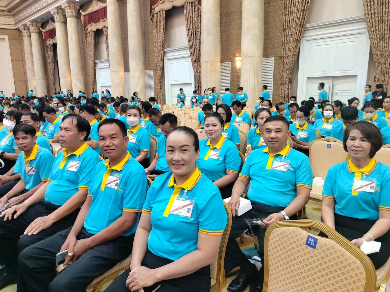 (#)สร้างสรรค์ชุมชน คนพช.น่าน(#) ผู้ว่าราชการจังหวัดน่าน นำต้นกล้ากองทุนแม่ของแผ่นดิน เฝ้ารับเสด็จฯ พระบาทสมเด็จพระเจ้าอยู่หัว และสมเด็จพระนางเจ้าฯ พระบรมราชินี และเข้าเฝ้าฯ รับพระราชทานเงินพระราชทานขวัญถุงกองทุนแม่ของแผ่นดิน ในงานมหกรรมกองทุนแม่ของแผ่นดิน ประจำปี 2567