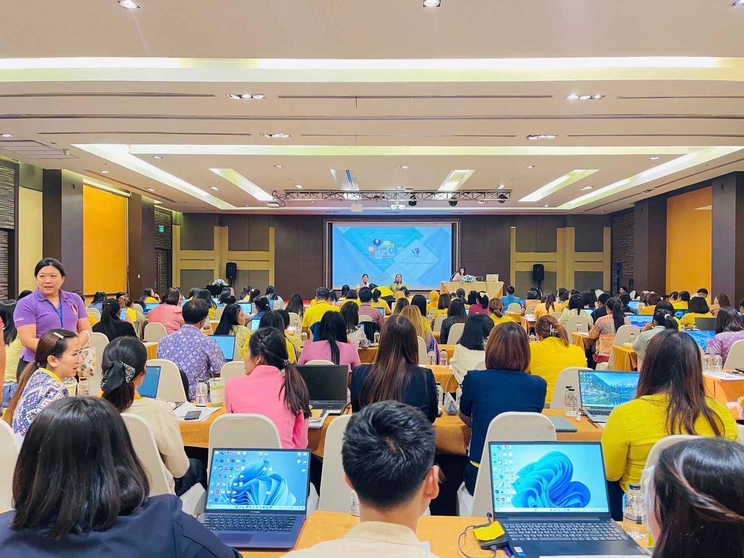 (#)สร้างสรรค์ชุมชน คนพช.น่าน(#) พช.น่าน ร่วมโครงการประชุมเชิงปฏิบัติการผู้ปฏิบัติงานด้านการเงินและบัญชีกองทุนพัฒนาบทบาทสตรี