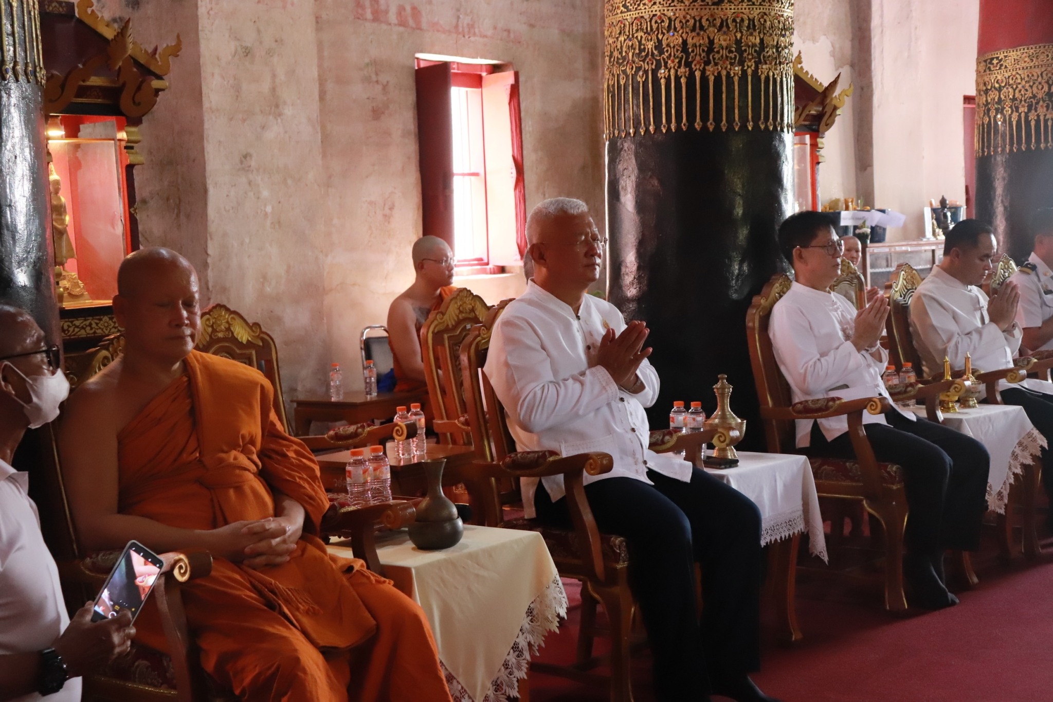 (#)สร้างสรรค์ชุมชน คนพช.น่าน(#) พช.น่าน ร่วมทำบุญประเพณีทำบุญถวายสลากภัต วัดช้างค้ำวรวิหาร ประจำปีพุทธศักราช 2567