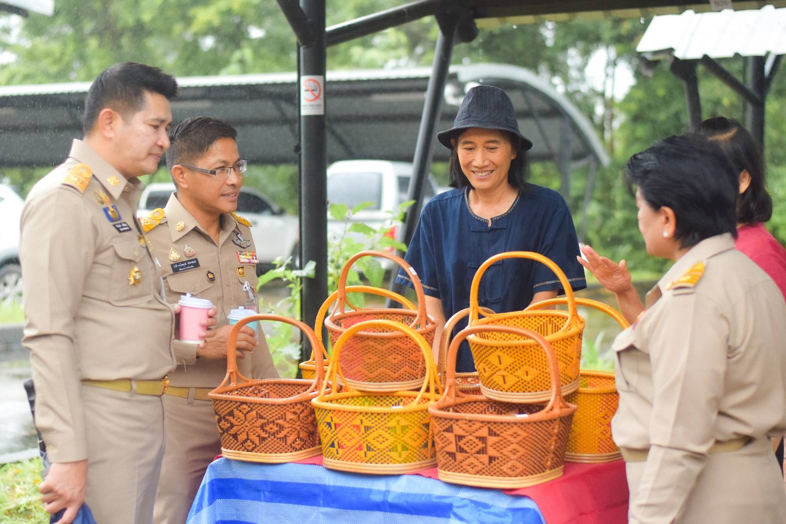 (#)สร้างสรรค์ชุมชน คนพช.น่าน(#) ชม ชิม ช้อป แชะ แชร์ “กาดม่วนเมือง ศาลากลาง” ประจำเดือนกันยายน 2567