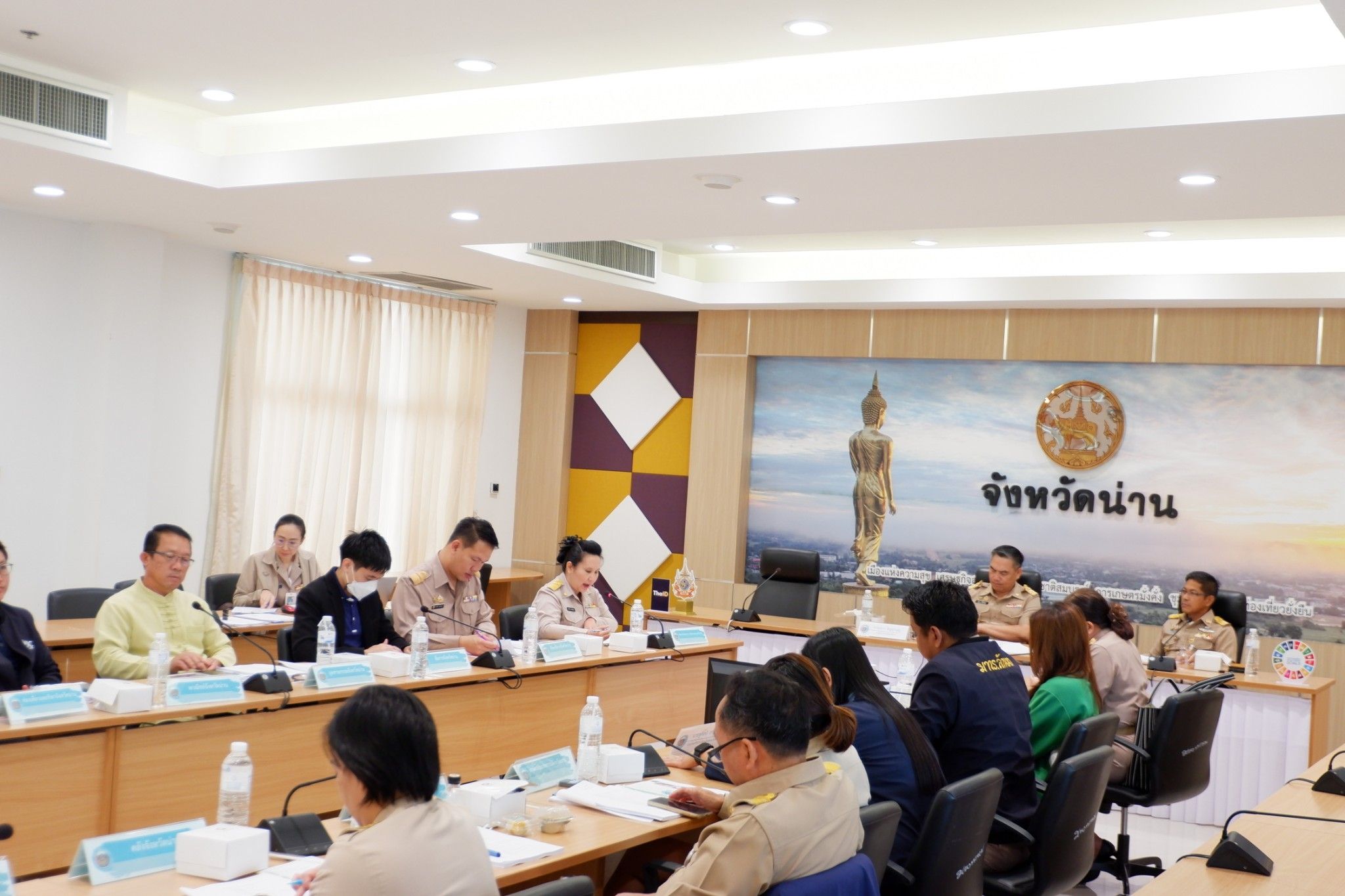 (#)สร้างสรรค์ชุมชน คนพช.น่าน(#) จังหวัดน่านประชุมคณะกรรมการประสานและขับเคลื่อนนโยบายสานพลังประชารัฐ ประจำจังหวัดน่าน ครั้งที่ 4/2567