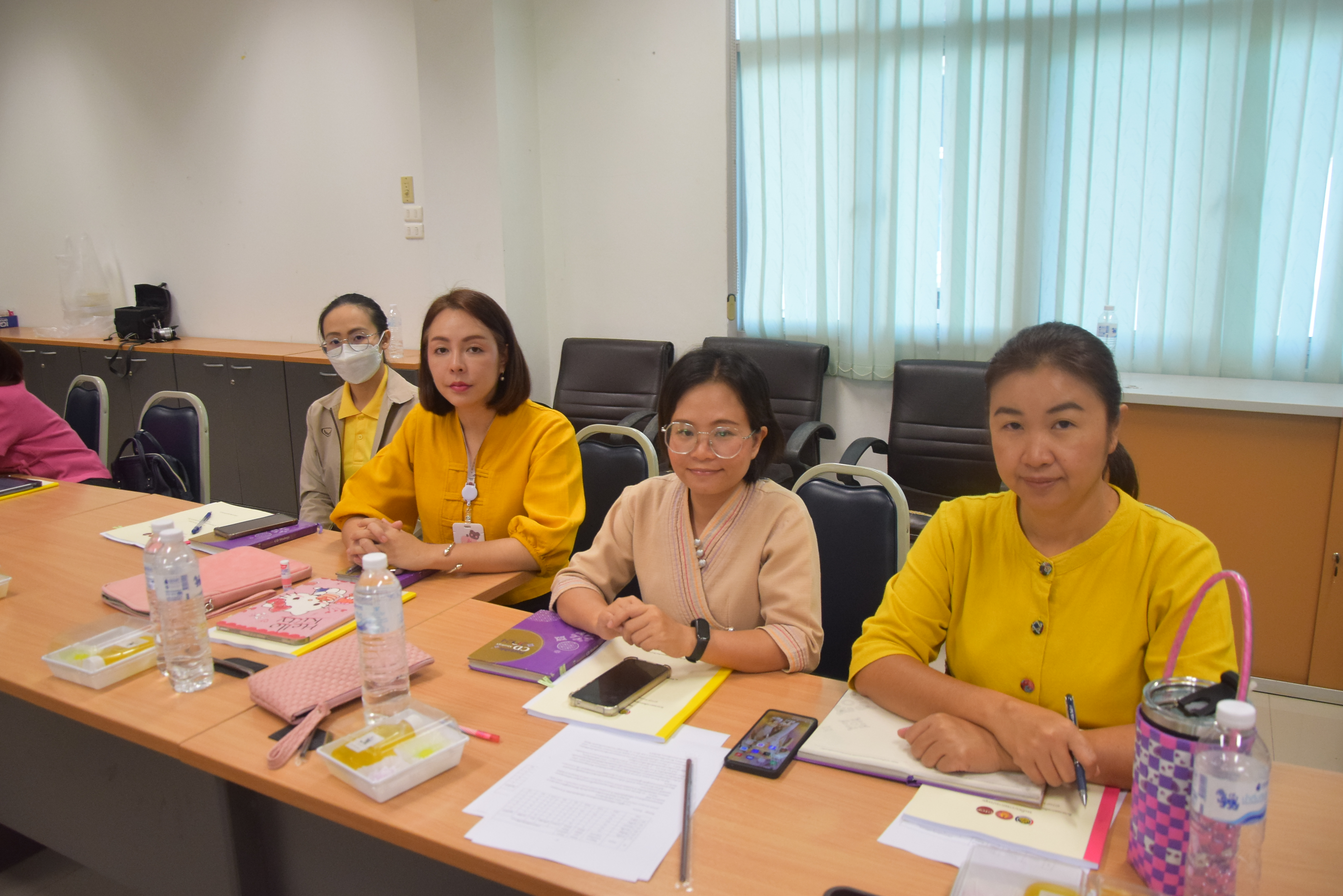 (#)สร้างสรรค์ชุมชน คนพช.น่าน(#) จังหวัดน่าน ประชุมคณะกรรมการคัดสรรสุดยอดหนึ่งตำบล หนึ่งผลิตภัณฑ์ไทย (OTOP Product Champion) ระดับจังหวัด พิจารณาผลิตภัณฑ์กว่า 187 รายการ