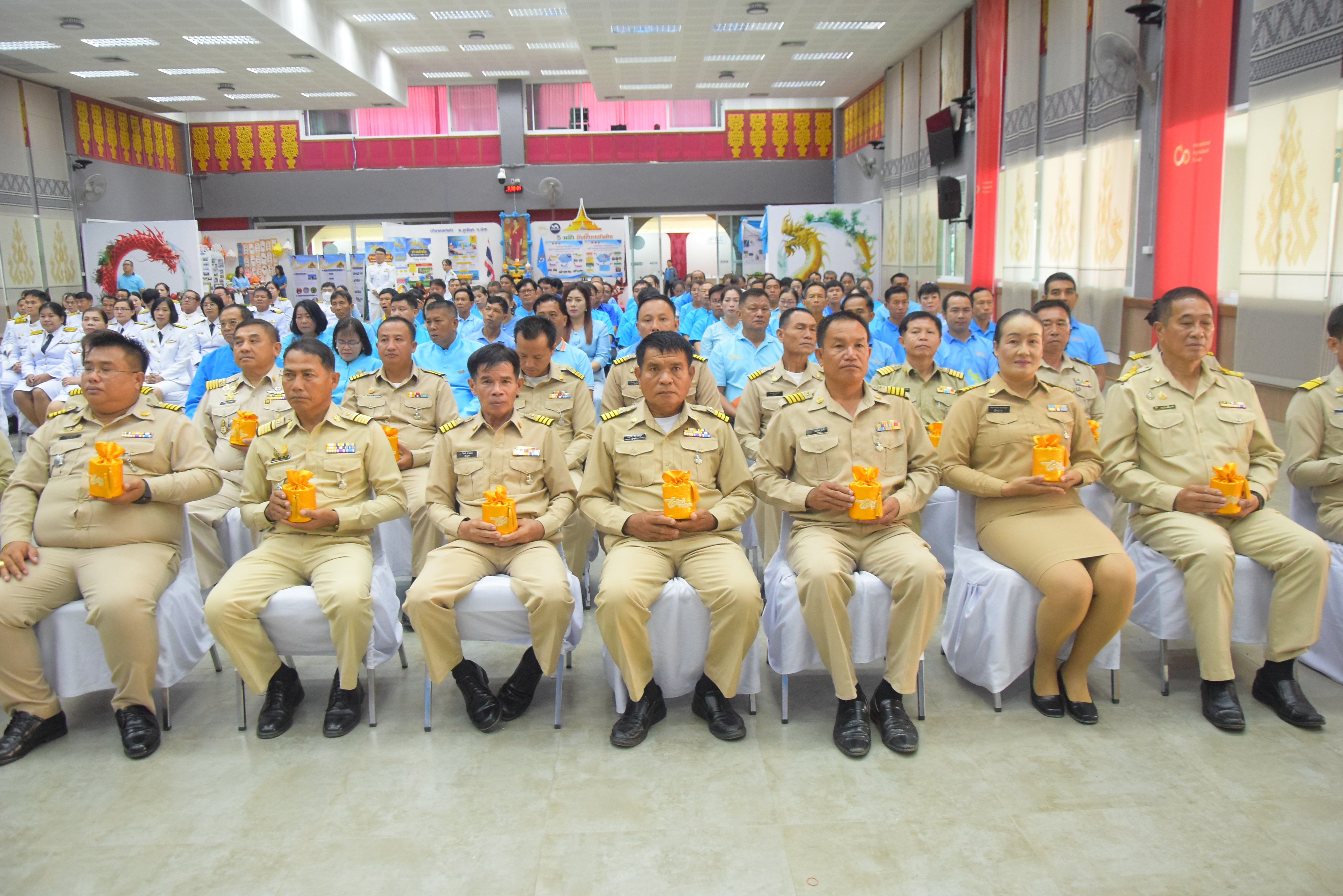 (#)สร้างสรรค์ชุมชน คนพช.น่าน(#) จังหวัดน่าน จัดพิธีมอบเงินพระราชทานขวัญถุงกองทุนแม่ของแผ่นดิน ประจำปี 2567  จังหวัดน่าน