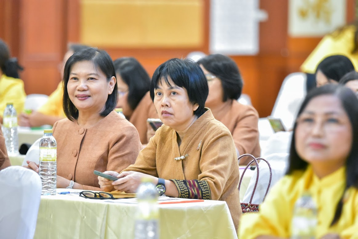 (#)สร้างสรรค์ชุมชน คนพช.น่าน(#) พช.น่าน ร่วมโครงการประชุมเชิงปฏิบัติการตรวจติดตามผลการดาเนินงานของหน่วยรับตรวจรายไตรมาส ไตรมาสที่ 4 เขตตรวจราชการที่ 16 กลุ่มจังหวัดภาคเหนือตอนบน 2 (วันที่2)