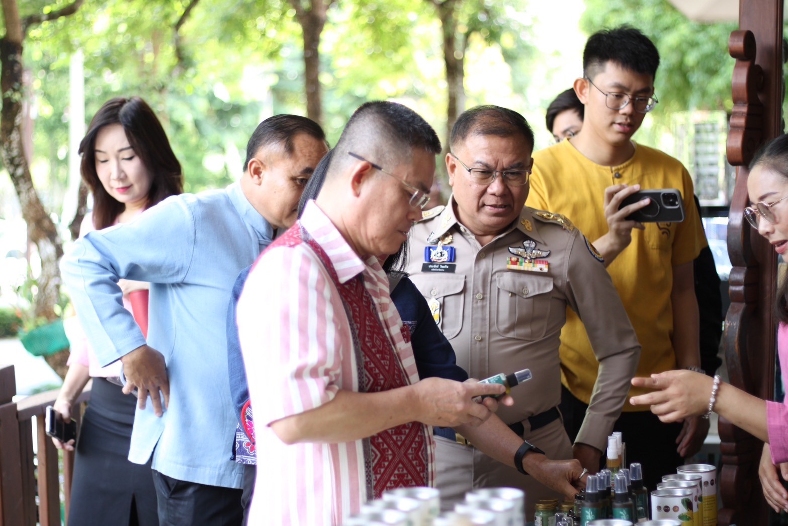 (#)สร้างสรรค์ชุมชน คน พช.น่าน (#) จังหวัดน่าน คัดสรรสุดยอดหนึ่งตำบล หนึ่งผลิตภัณฑ์ ปี พ.ศ 2567 (OTOP Product Champion : OPC)