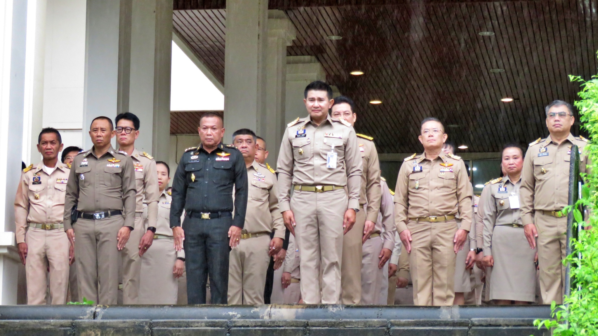 (#)สร้างสรรค์ชุมชน คนพช.น่าน(#) พช.น่าน ร่วมกิจกรรมเชิญธงชาติไทยและร้องเพลงชาติไทย เนื่องในโอกาสวันพระราชทานธงชาติไทย