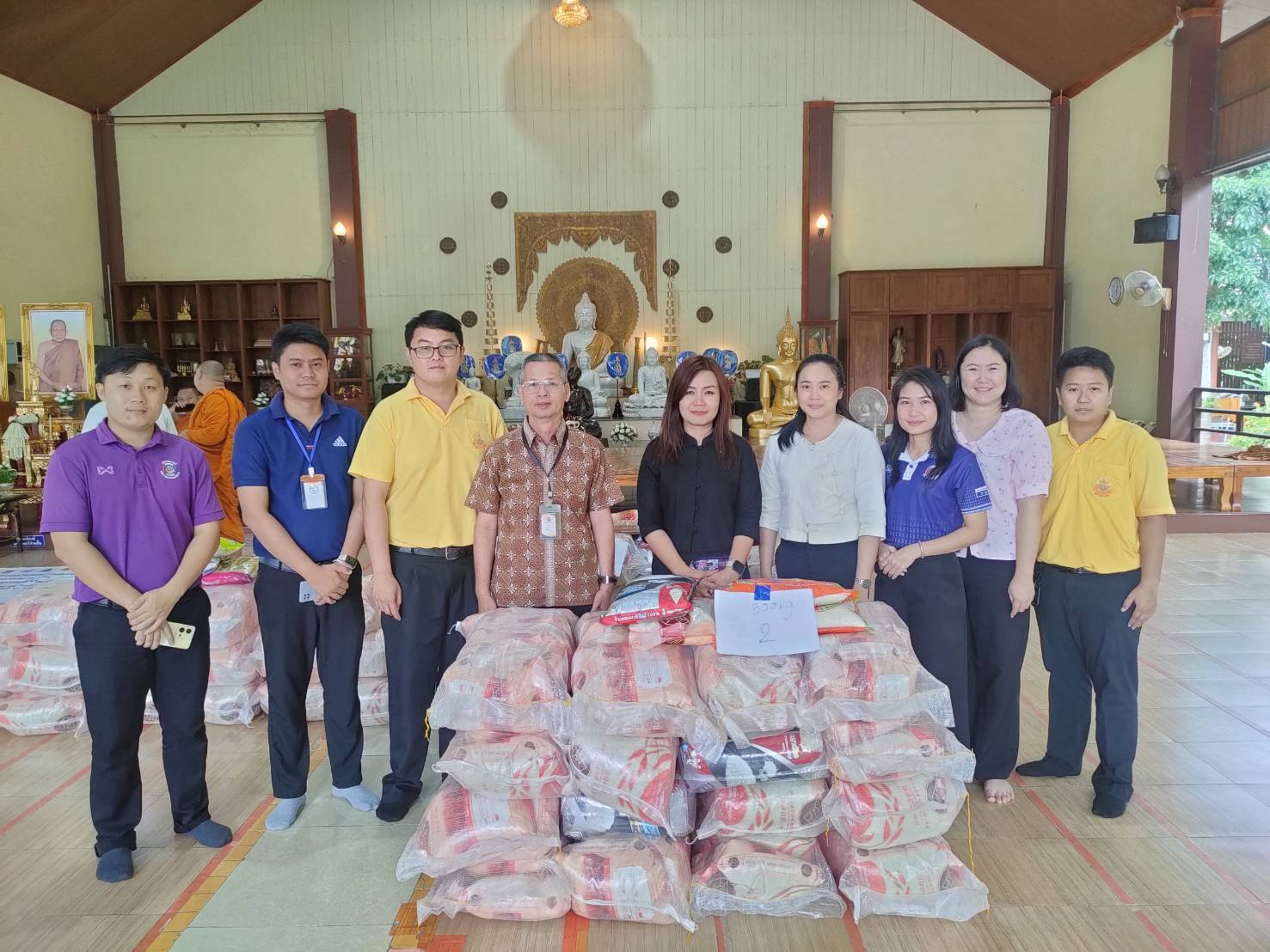 (#)สร้างสรรค์ชุมชน คนพช.น่าน(#) พช.น่าน รับมอบข้าวสารมหาสังฆทาน ช่วยเหลือสังคม ปีที่ 7 โดยวัดป่านันทบุรีญาณสังวราราม