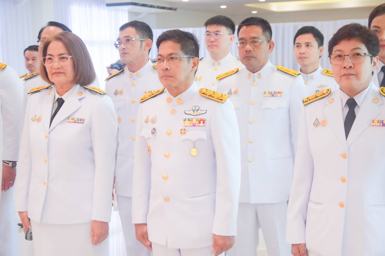 (#)สร้างสรรค์ชุมชน คนพช.น่าน(#) พช.น่าน ร่วมพิธีวางพวงมาลาถวายสักการะ เนื่องในวันคล้ายวันสวรรคตพระบาทสมเด็จพระจอมเกล้าเจ้าอยู่หัว