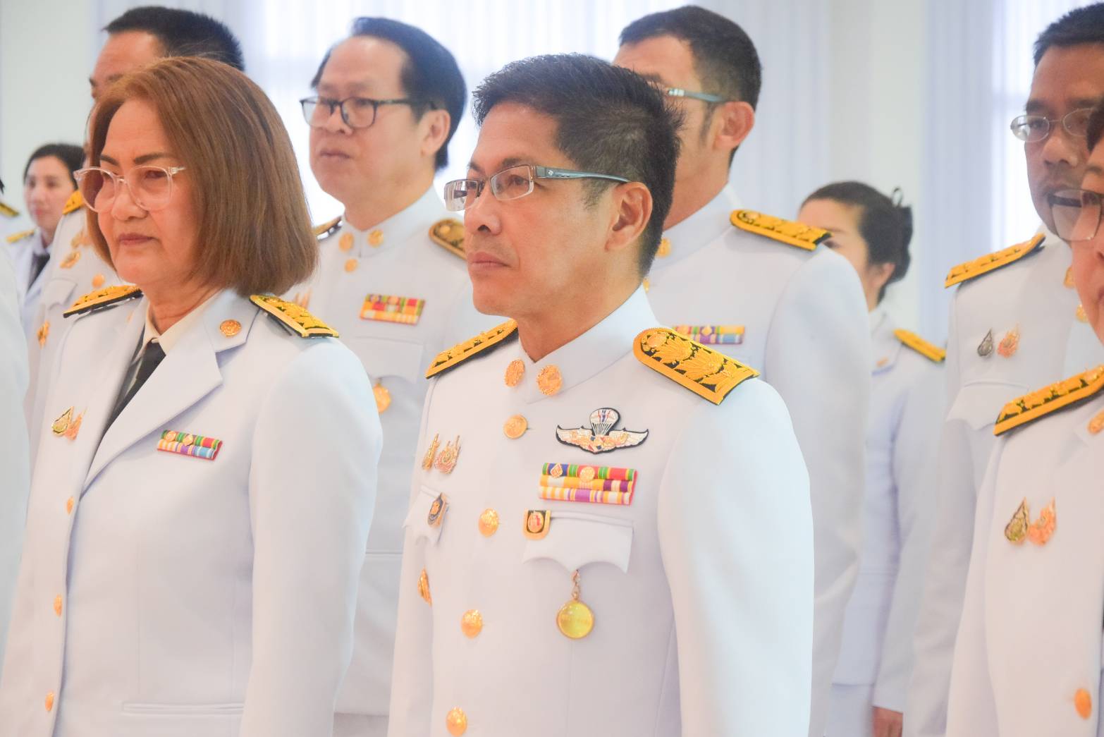 (#)สร้างสรรค์ชุมชน คนพช.น่าน(#) พช.น่าน ร่วมพิธีวางพวงมาลาถวายสักการะ เนื่องในวันคล้ายวันสวรรคตพระบาทสมเด็จพระจอมเกล้าเจ้าอยู่หัว