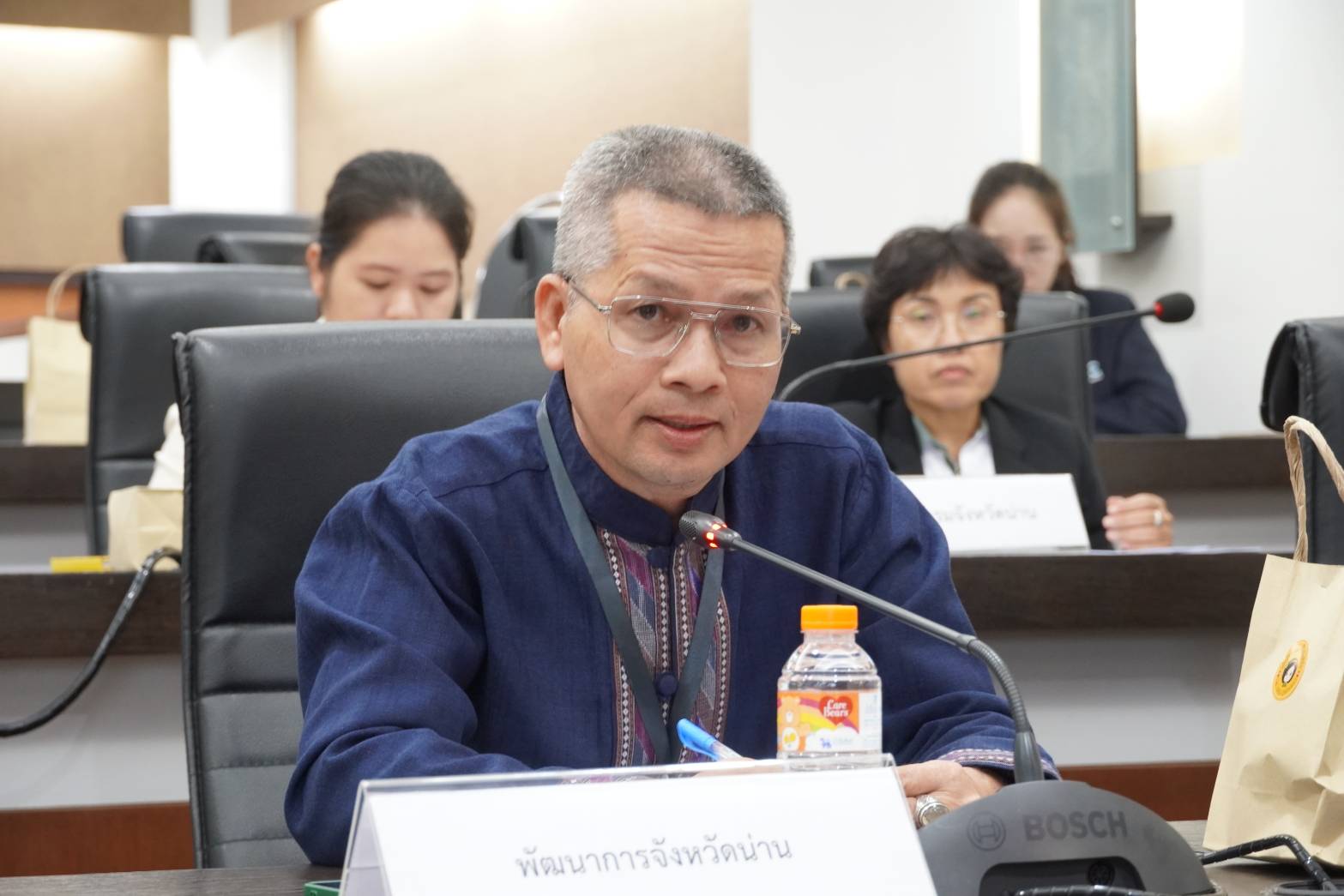 (#)สร้างสรรค์ชุมชน คนพช.น่าน(#) พช.น่าน ร่วมประชุมการจัดทำใบสมัครและรวบรวมข้อมูลเพื่อสมัครสมาชิกเครือข่ายเมืองสร้างสรรค์ด้านหัตถกรรมและศิลปะพื้นบ้านขององค์การยูเนสโก