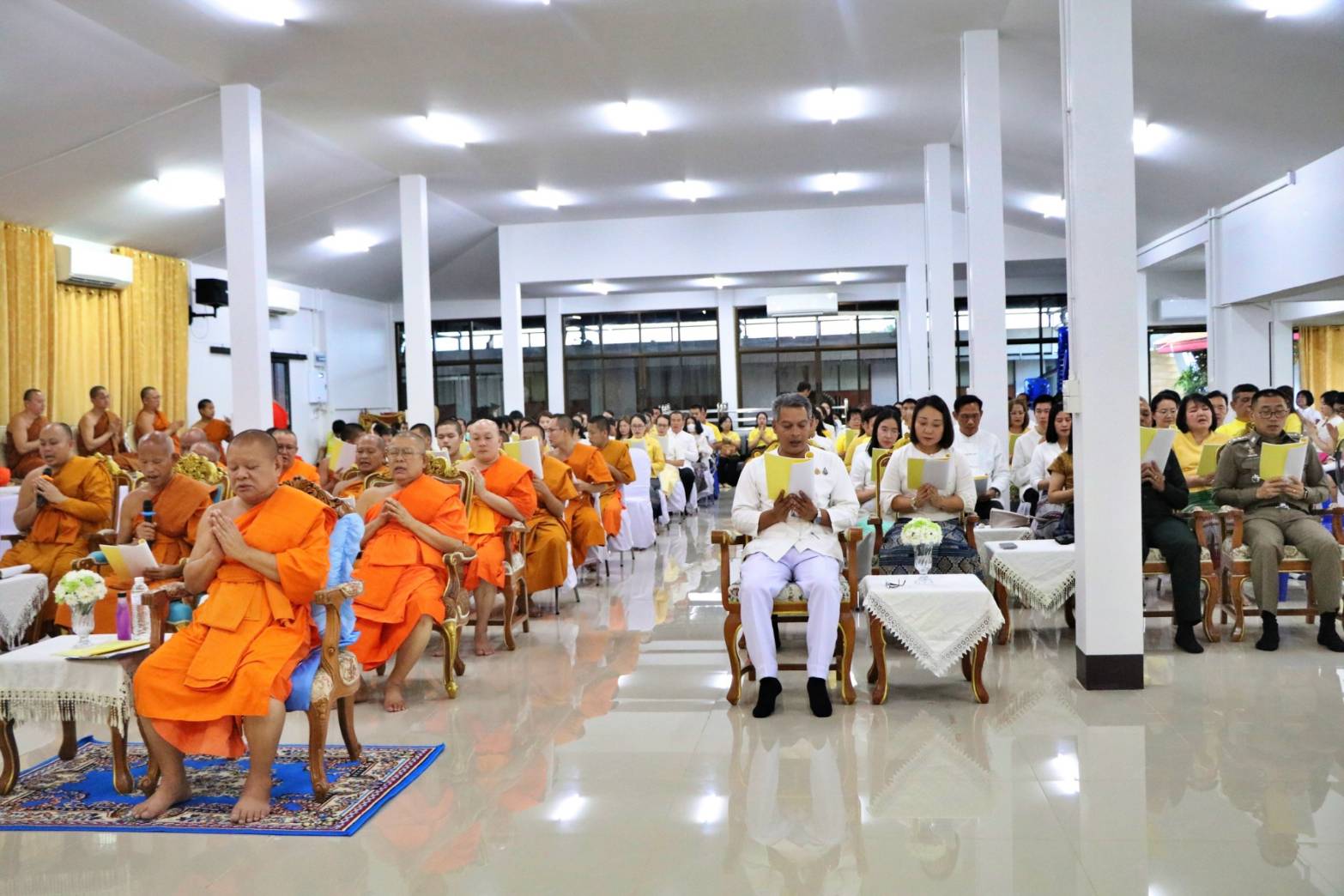 (#)สร้างสรรค์ชุมชน คนพช.น่าน(#) พช.น่าน ร่วมพิธีเจริญพระพุทธมนต์เฉลิมพระเกียรติ ถวายพระพรชัยมงคลแด่ พระบาทสมเด็จพระเจ้าอยู่หัว เนื่องในโอกาสวันเฉลิมพระชนมพรรษา 6 รอบ 28 กรกฎาคม 2567