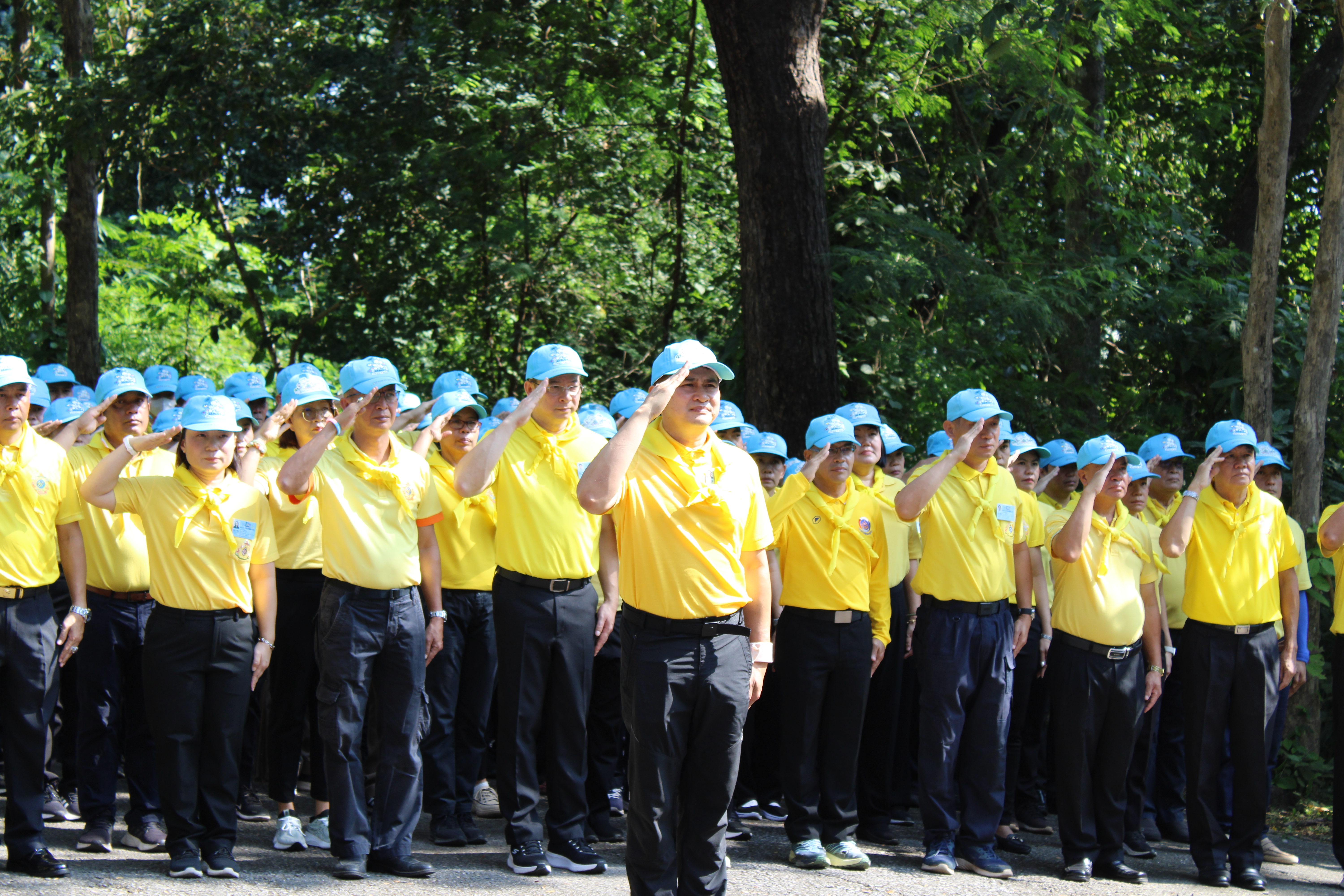 (#)สร้างสรรค์ชุมชน คนพช.น่าน(#) พช.น่าน ร่วมกิจกรรมจิตอาสาพัฒนา เนื่องในวันคล้ายวันสวรรคตของพระบาทสมเด็จพระบรมชนกาธิเบศร มหาภูมิพลอดุลยเดชมหาราช บรมราชบพิตร