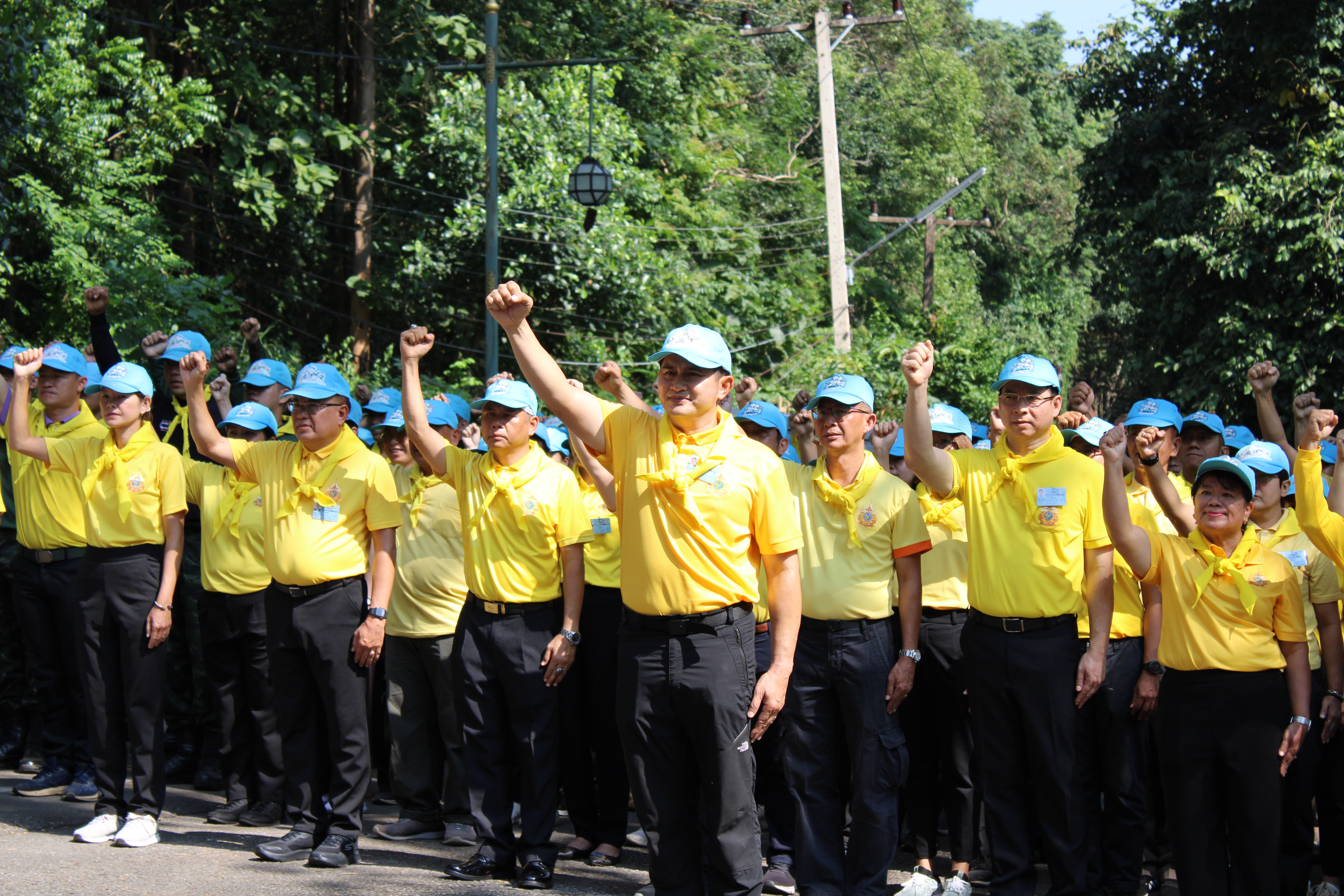 (#)สร้างสรรค์ชุมชน คนพช.น่าน(#) พช.น่าน ร่วมกิจกรรมจิตอาสาพัฒนา เนื่องในวันคล้ายวันสวรรคตของพระบาทสมเด็จพระบรมชนกาธิเบศร มหาภูมิพลอดุลยเดชมหาราช บรมราชบพิตร