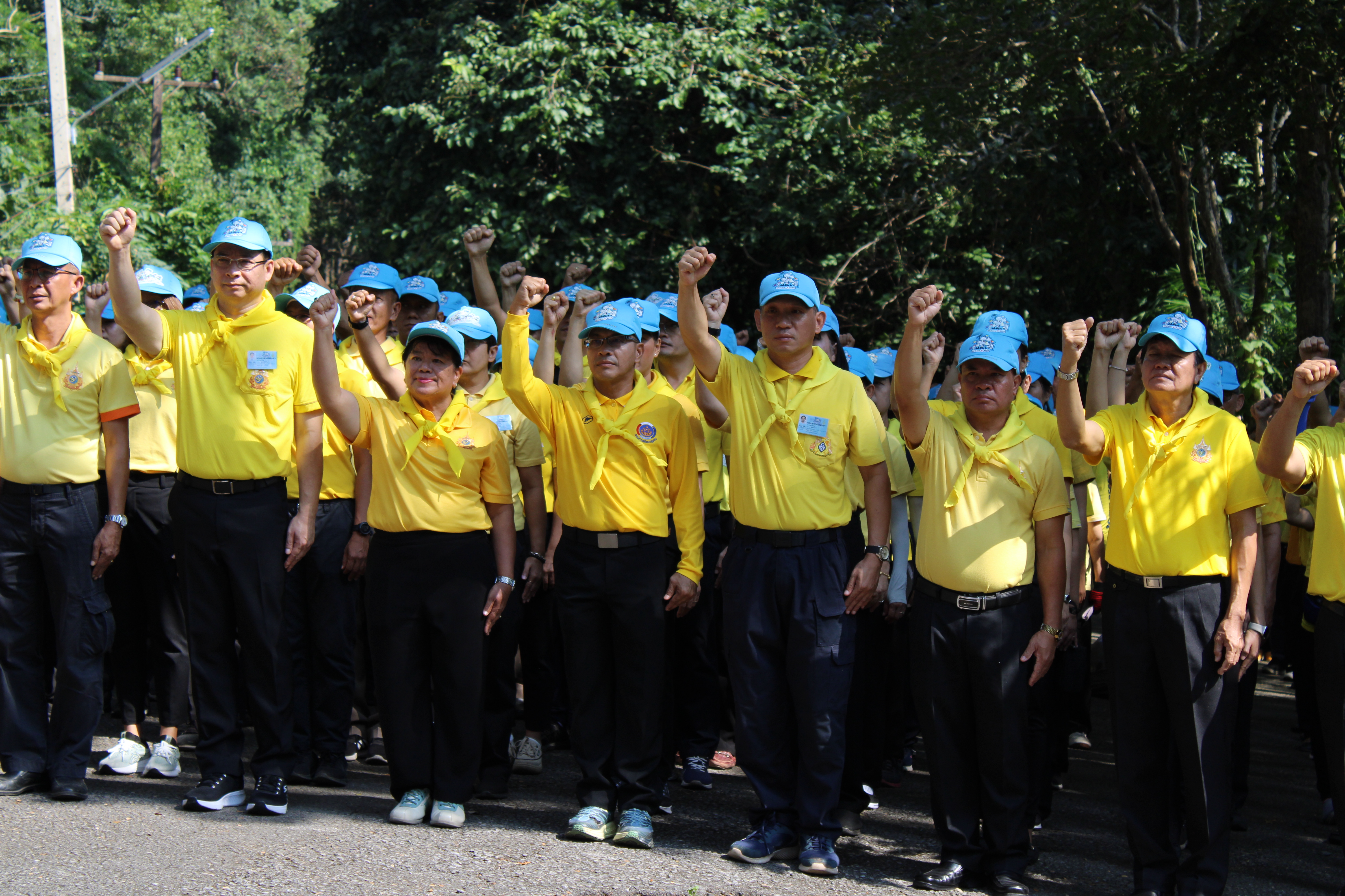 (#)สร้างสรรค์ชุมชน คนพช.น่าน(#) พช.น่าน ร่วมกิจกรรมจิตอาสาพัฒนา เนื่องในวันคล้ายวันสวรรคตของพระบาทสมเด็จพระบรมชนกาธิเบศร มหาภูมิพลอดุลยเดชมหาราช บรมราชบพิตร