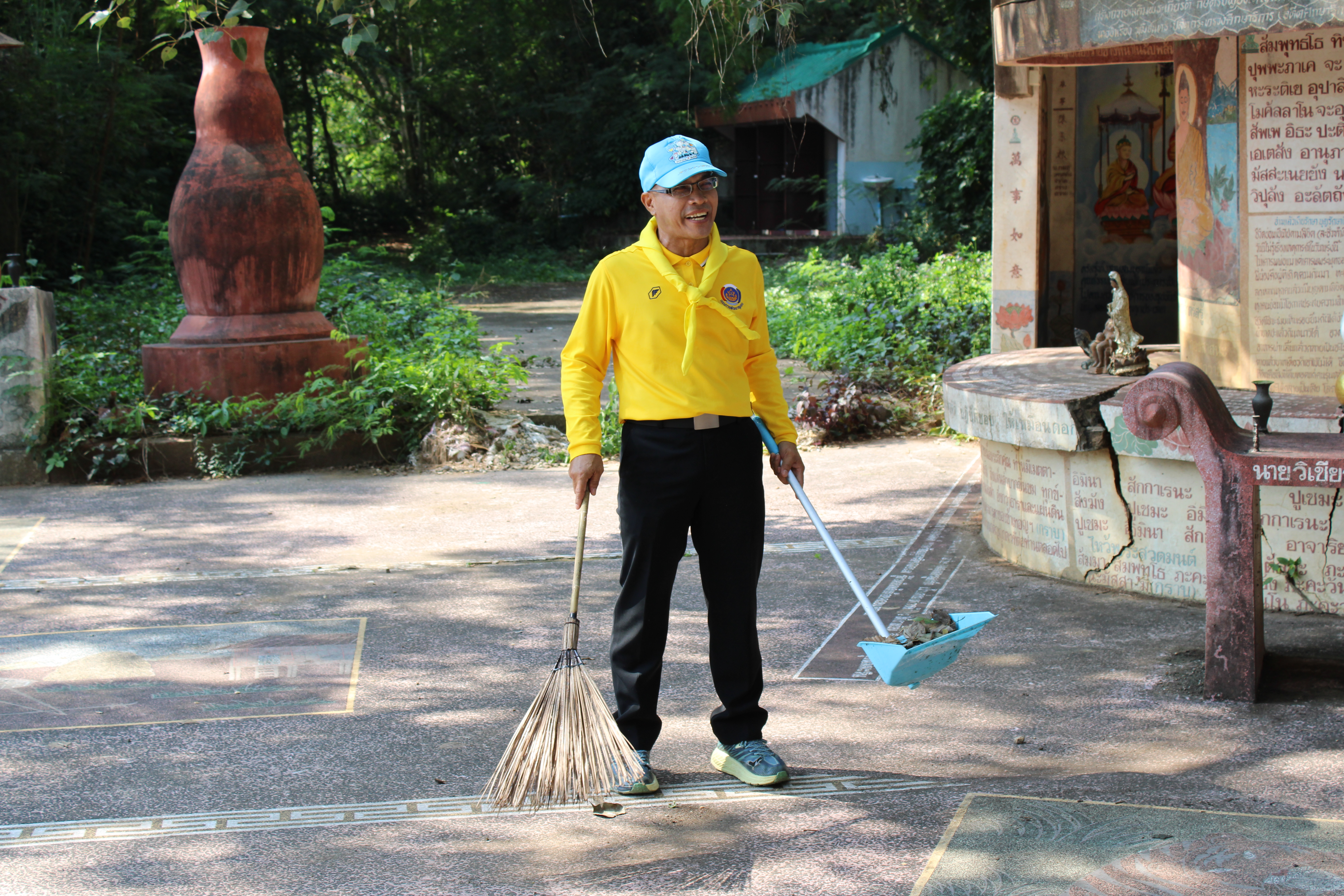 (#)สร้างสรรค์ชุมชน คนพช.น่าน(#) พช.น่าน ร่วมกิจกรรมจิตอาสาพัฒนา เนื่องในวันคล้ายวันสวรรคตของพระบาทสมเด็จพระบรมชนกาธิเบศร มหาภูมิพลอดุลยเดชมหาราช บรมราชบพิตร