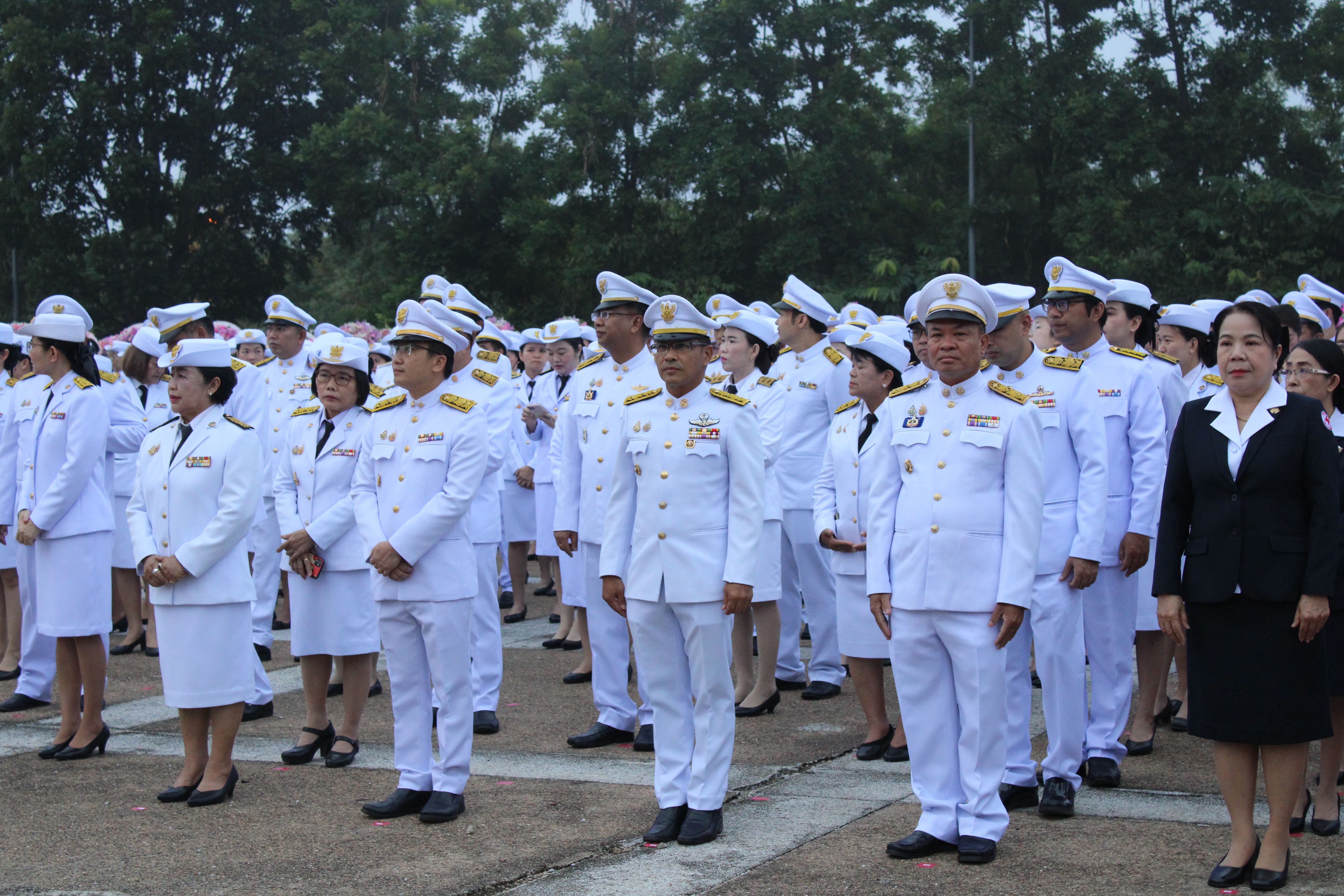 (#)สร้างสรรค์ชุมชน คนพช.น่าน(#) พช.น่าน ร่วมประกอบพิธีวางพวงมาลา เนื่องในวันคล้ายวันสวรรคตพระบาทสมเด็จพระจุลจอมเกล้าเจ้าอยู่หัว