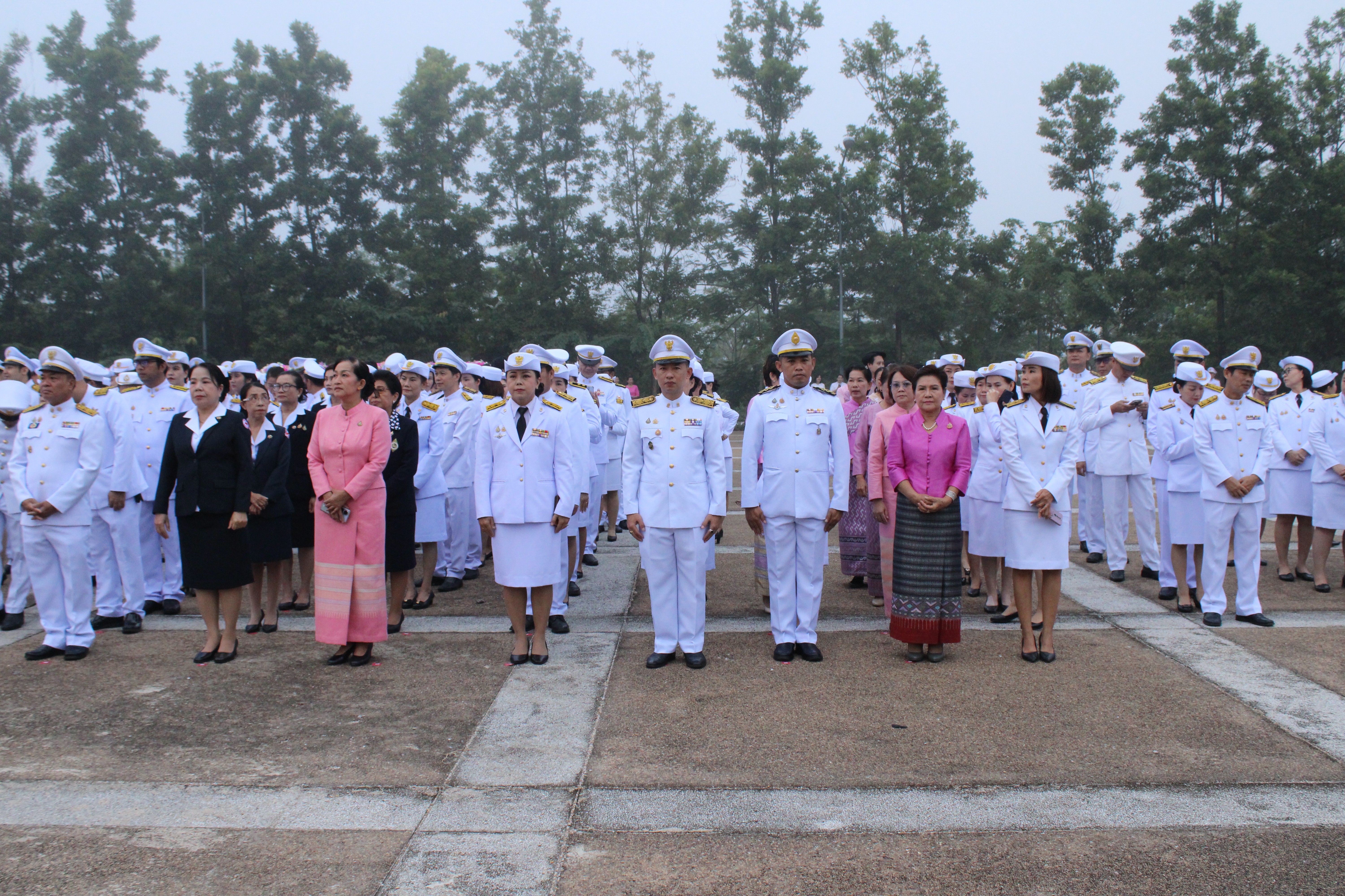 (#)สร้างสรรค์ชุมชน คนพช.น่าน(#) พช.น่าน ร่วมประกอบพิธีวางพวงมาลา เนื่องในวันคล้ายวันสวรรคตพระบาทสมเด็จพระจุลจอมเกล้าเจ้าอยู่หัว