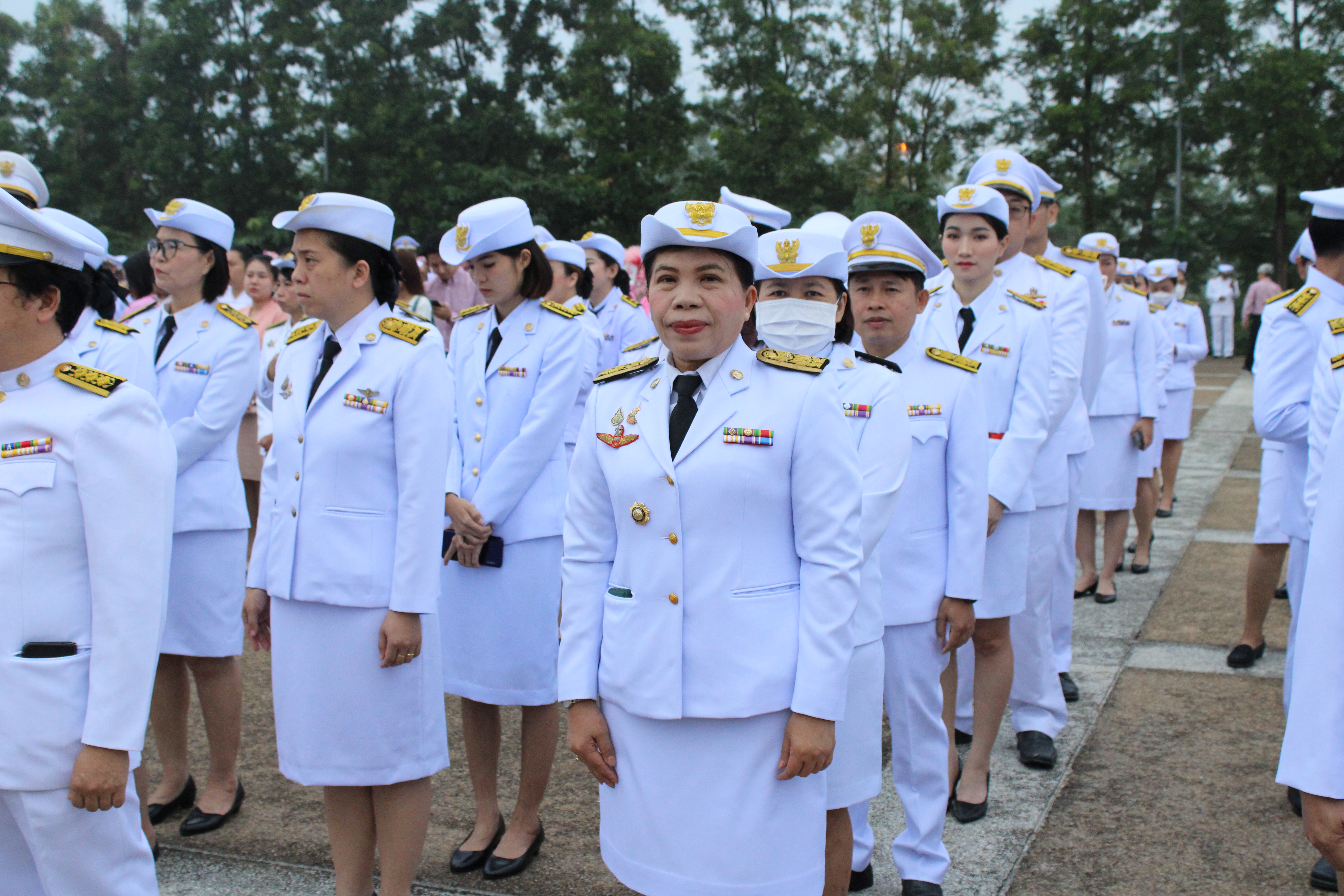 (#)สร้างสรรค์ชุมชน คนพช.น่าน(#) พช.น่าน ร่วมประกอบพิธีวางพวงมาลา เนื่องในวันคล้ายวันสวรรคตพระบาทสมเด็จพระจุลจอมเกล้าเจ้าอยู่หัว