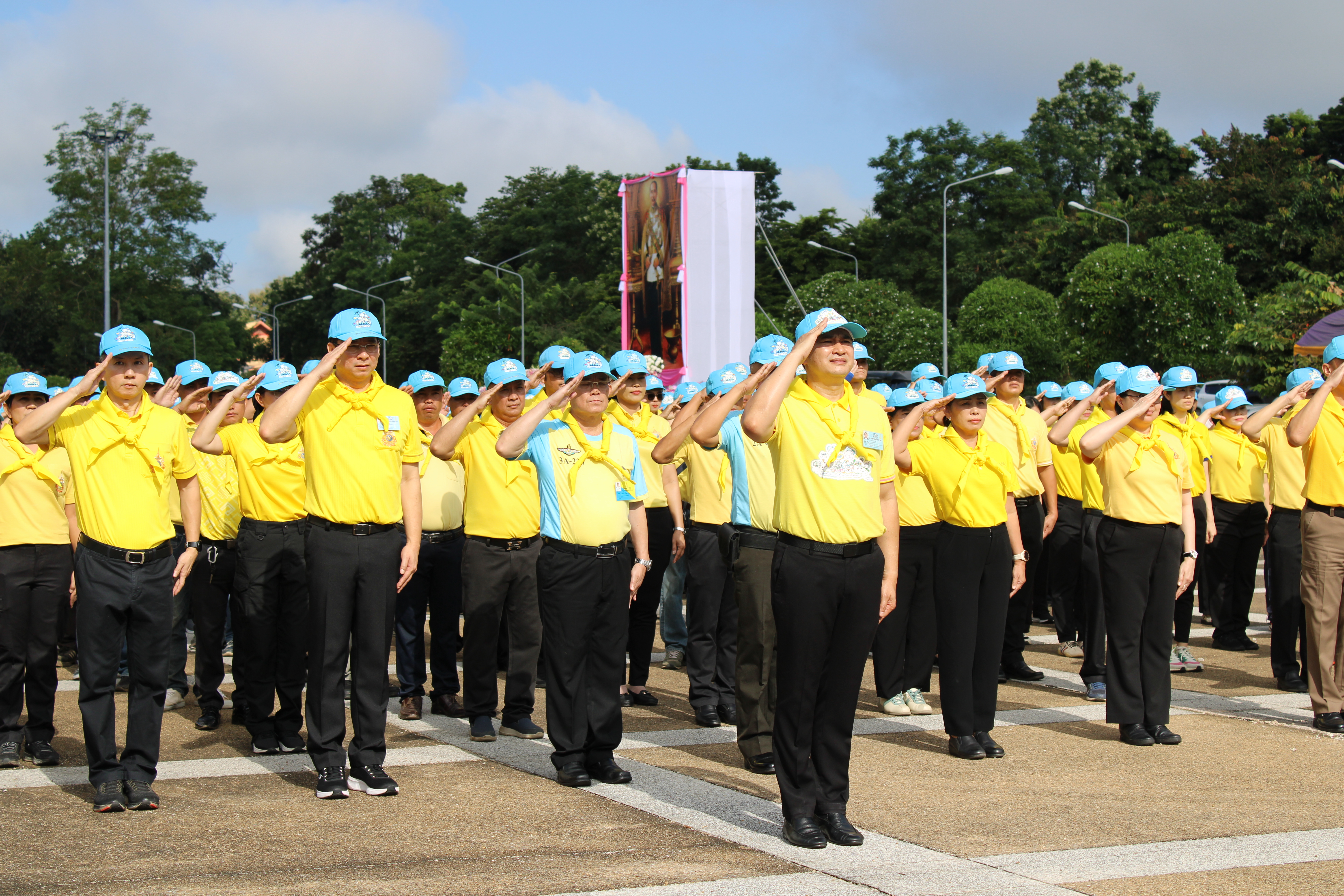 (#)สร้างสรรค์ชุมชน คนพช.น่าน(#) พช.น่าน ร่วมกิจกรรมจิตอาสาพัฒนา เนื่องในวันคล้ายวันสวรรคตพระบาทสมเด็จพระจุลจอมเกล้าเจ้าอยู่หัว