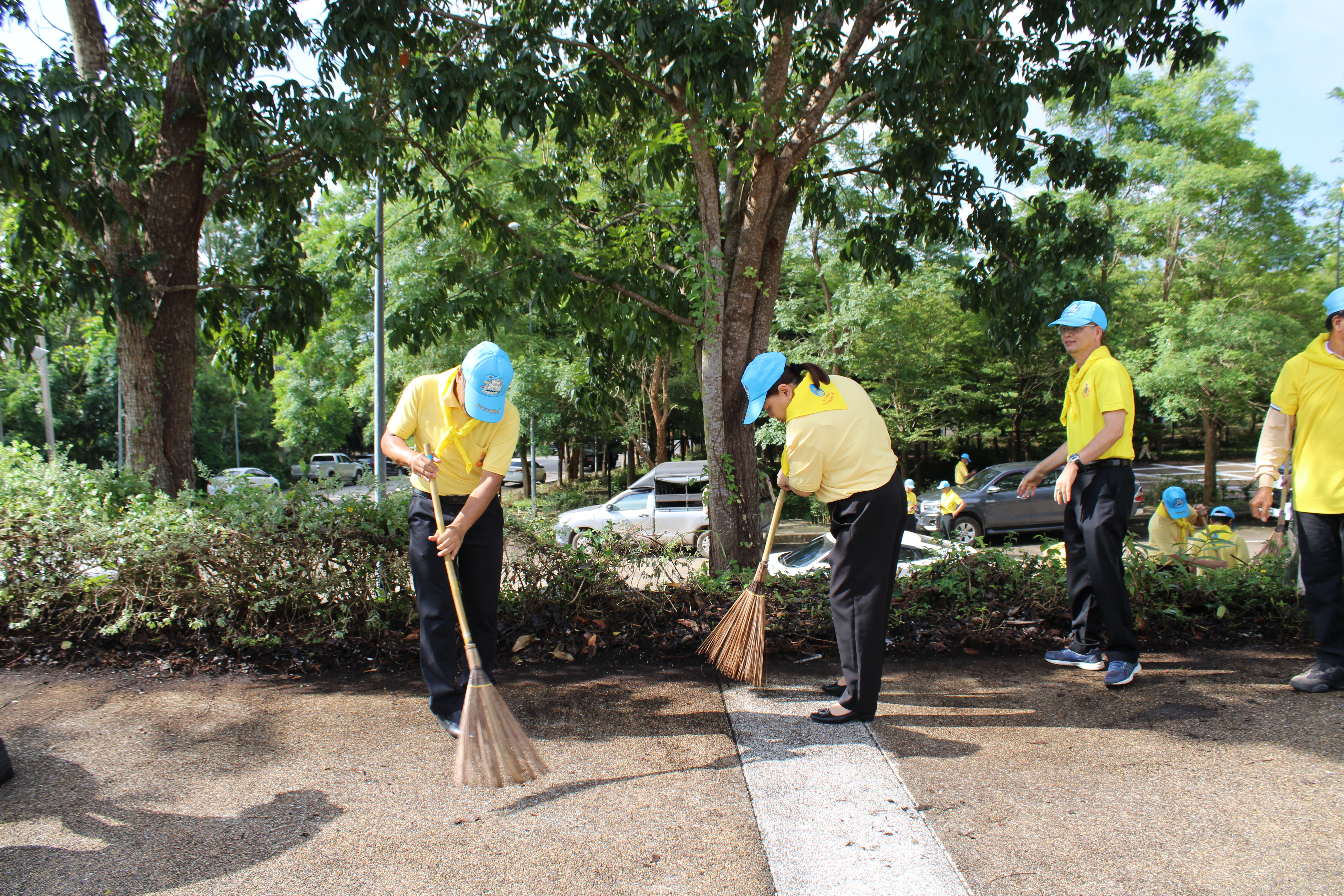 (#)สร้างสรรค์ชุมชน คนพช.น่าน(#) พช.น่าน ร่วมกิจกรรมจิตอาสาพัฒนา เนื่องในวันคล้ายวันสวรรคตพระบาทสมเด็จพระจุลจอมเกล้าเจ้าอยู่หัว