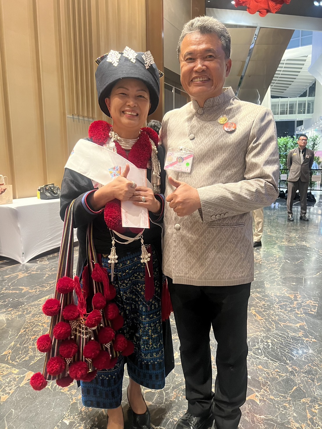 (#)สร้างสรรค์ชุมชน คนพช.น่าน(#) ผู้ประกอบการ OTOP น่าน ร่วมนำเสนอผลงานการประกวดผ้าลายพระราชทาน “ผ้าลายสิริวชิราภรณ์” และงานหัตถกรรม รอบตัดสิน ระดับประเทศ ประจำปี 2567