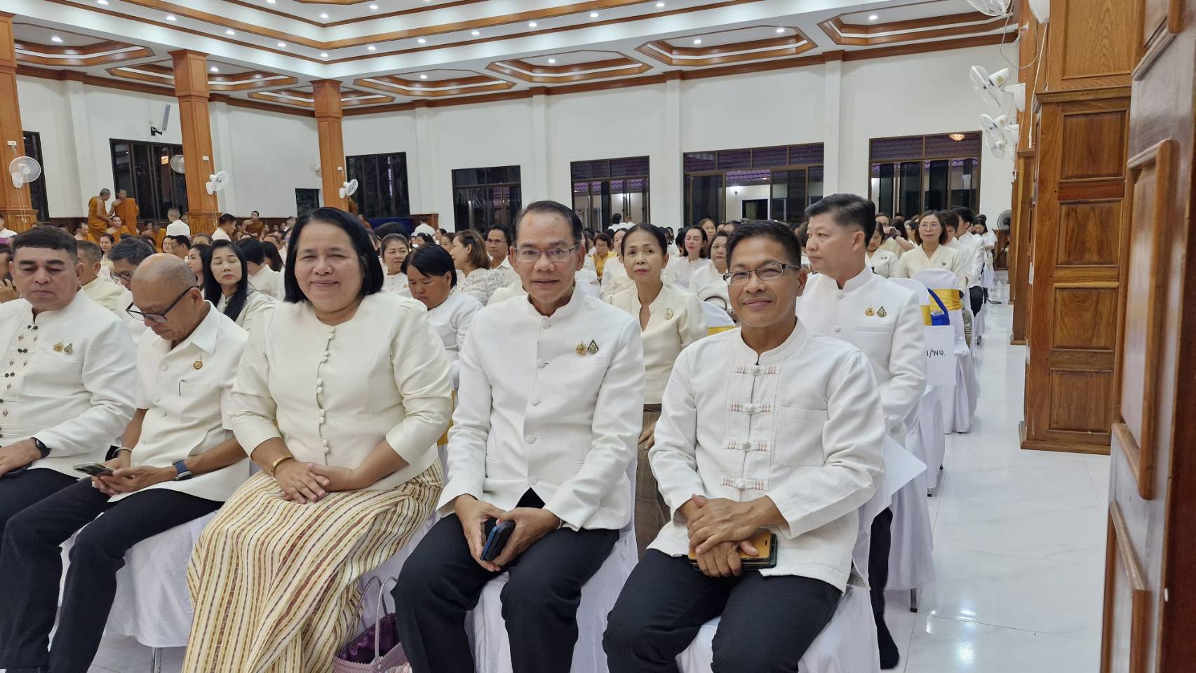 (#)สร้างสรรค์ชุมชน คนพช.น่าน(#) พช.น่าน ร่วมพิธีสมโภชผ้าพระกฐินพระราชทาน โดยกรมการพัฒนาชุมชน ณ วัดศรีสุทธาวาส พระอารามหลวง อ.เมือง จ.เลย