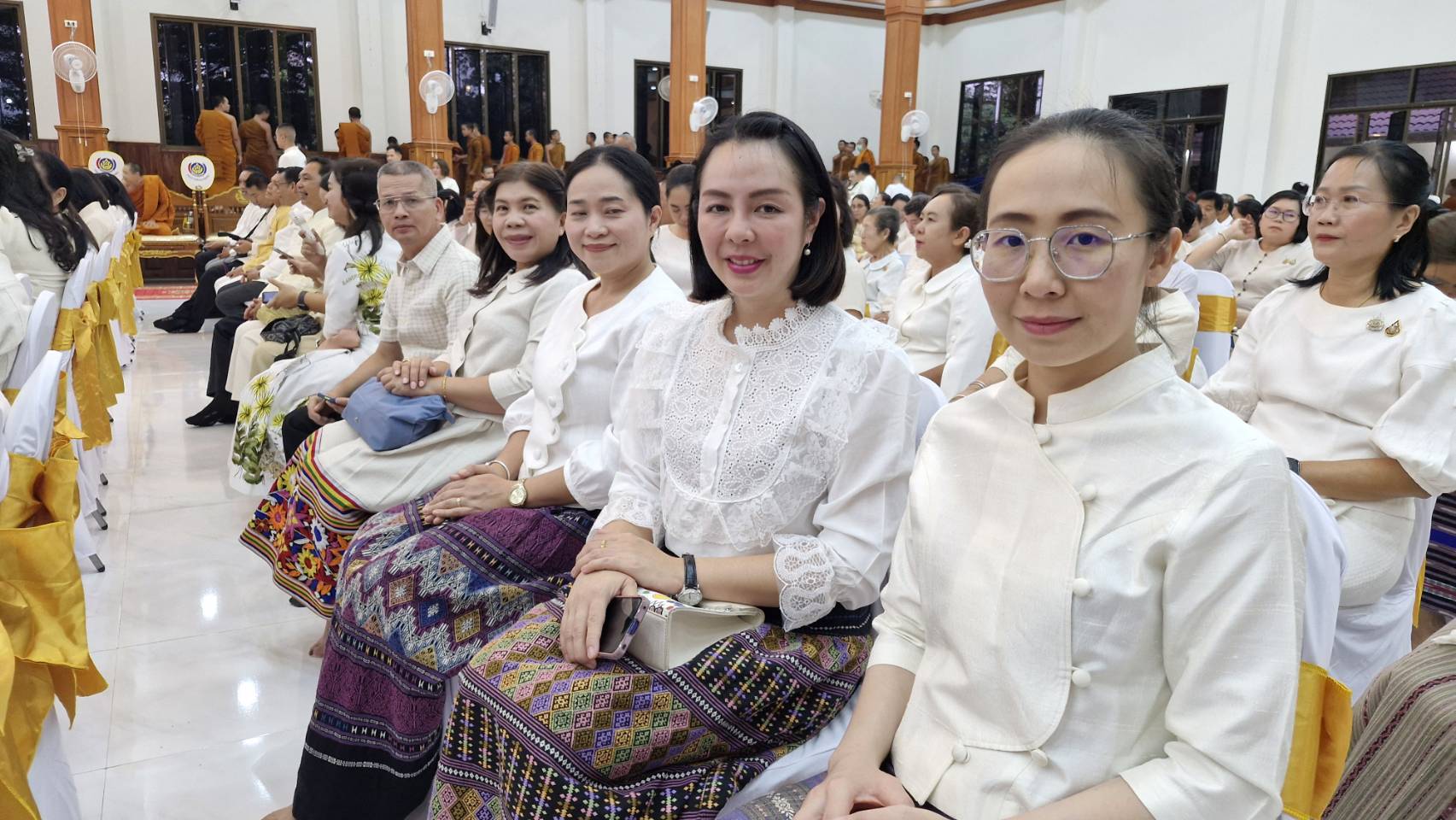 (#)สร้างสรรค์ชุมชน คนพช.น่าน(#) พช.น่าน ร่วมพิธีสมโภชผ้าพระกฐินพระราชทาน โดยกรมการพัฒนาชุมชน ณ วัดศรีสุทธาวาส พระอารามหลวง อ.เมือง จ.เลย